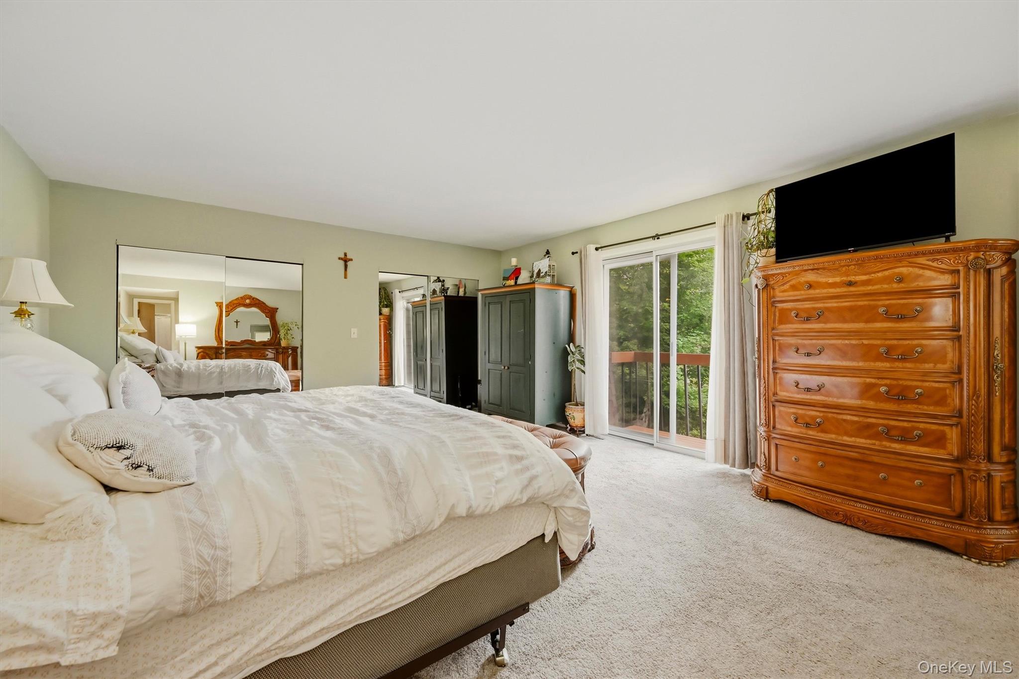100 Laudaten Way Property Photo 23