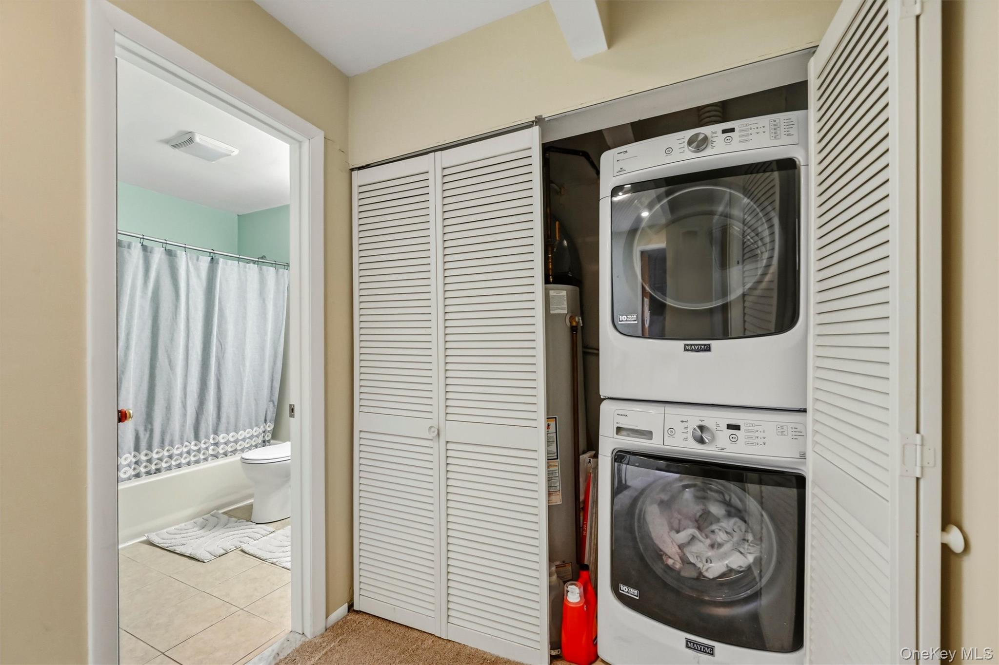 100 Laudaten Way Property Photo 29