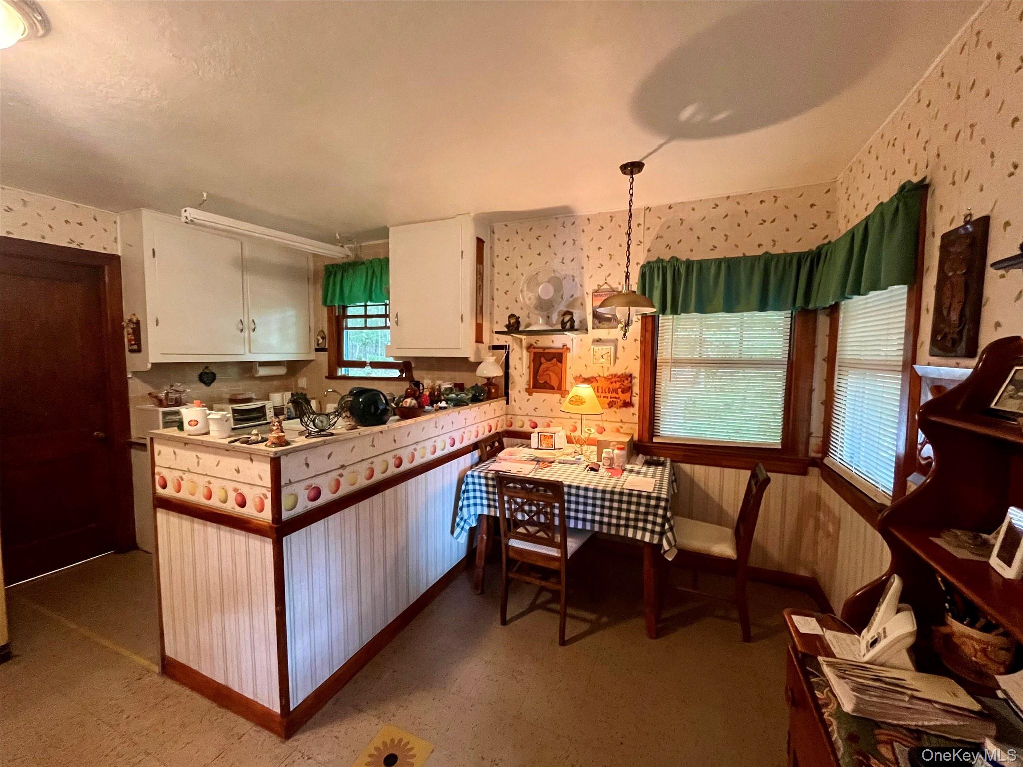 44 Barton Road Property Photo 5