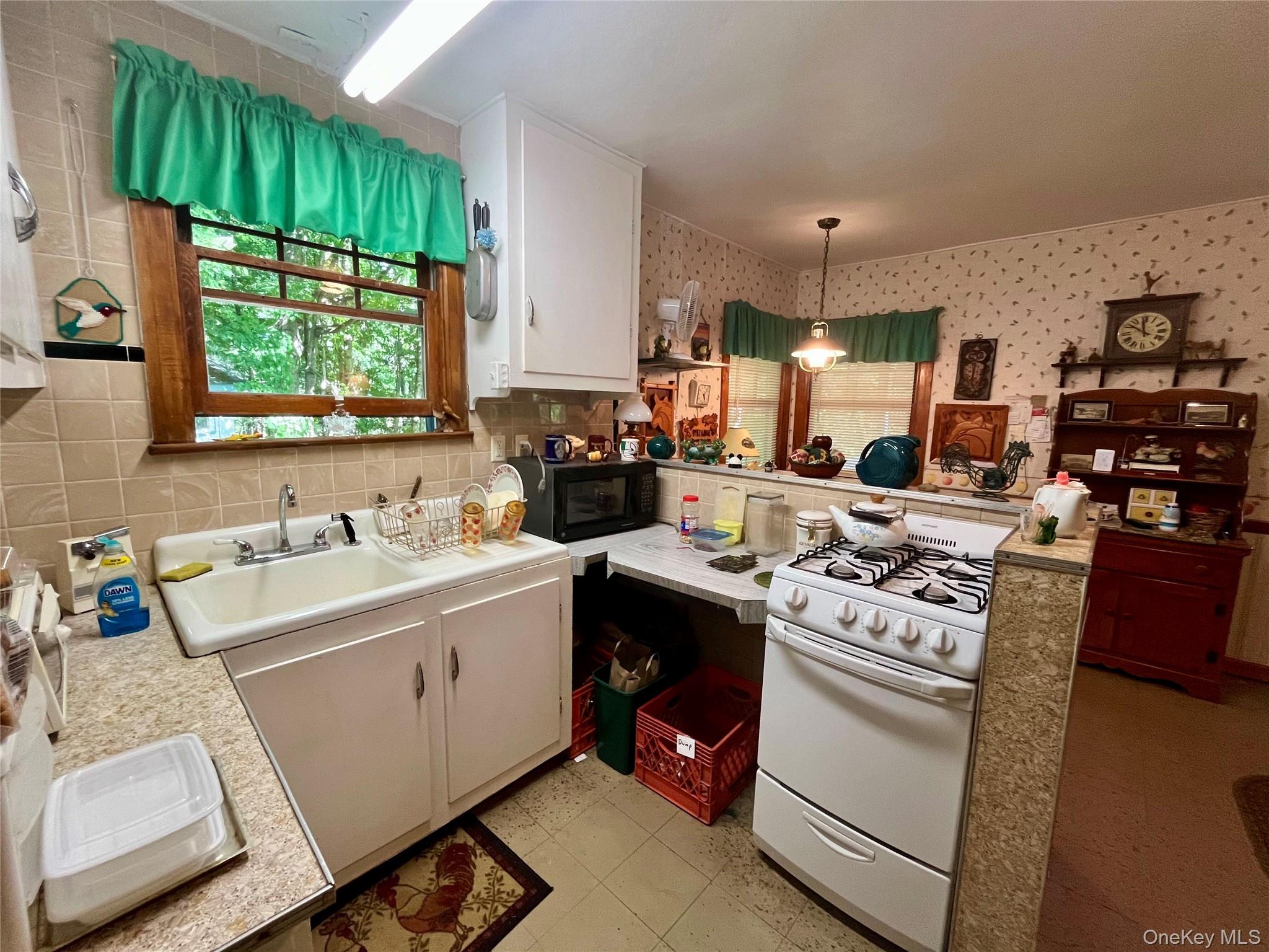 44 Barton Road Property Photo 8