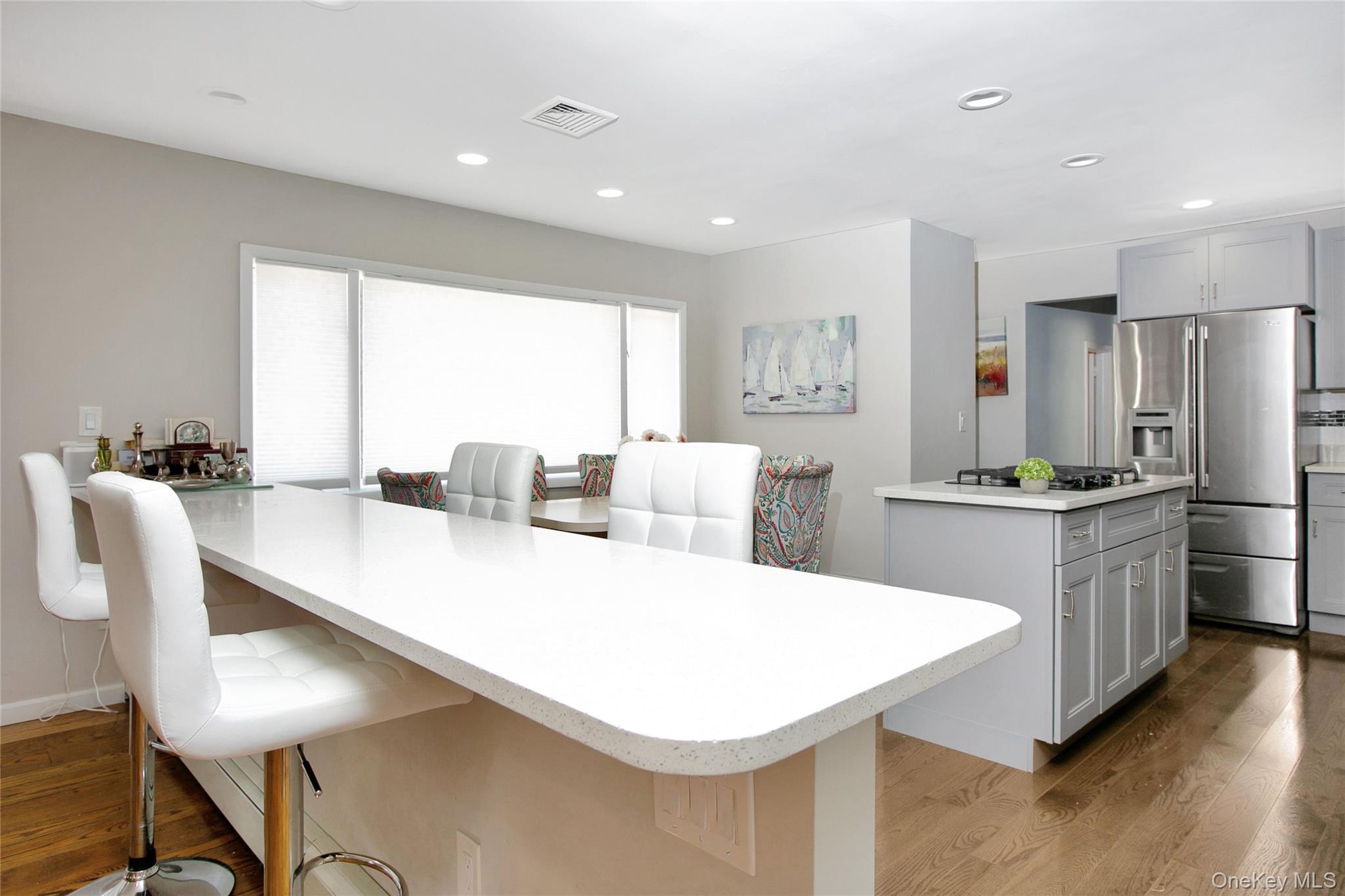 5 Kensington Property Photo 6