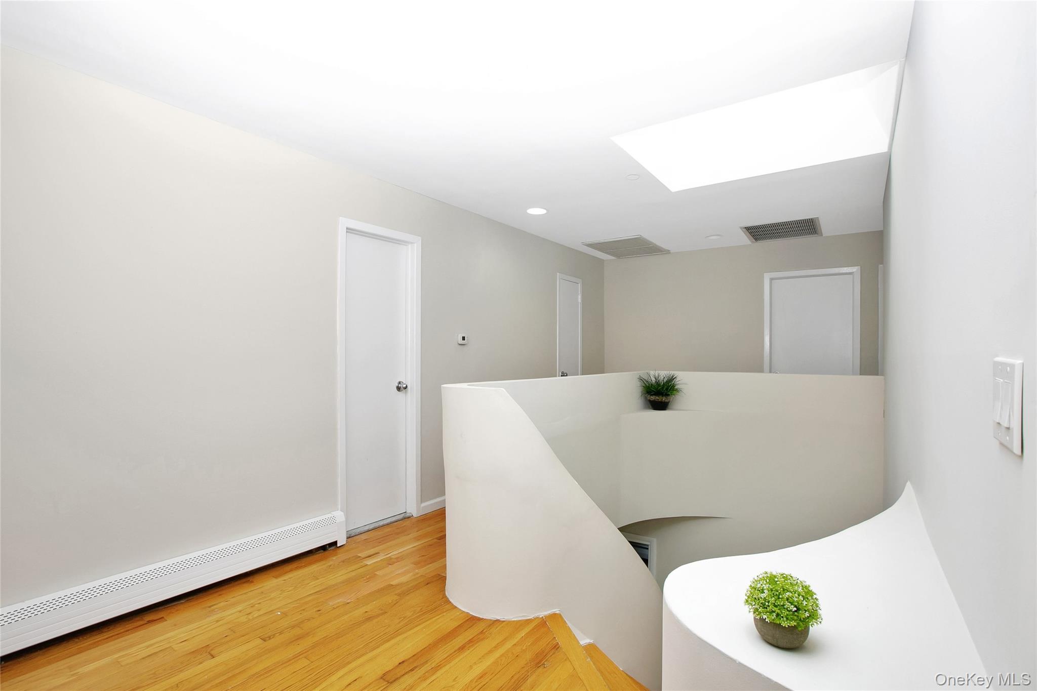 5 Kensington Property Photo 8