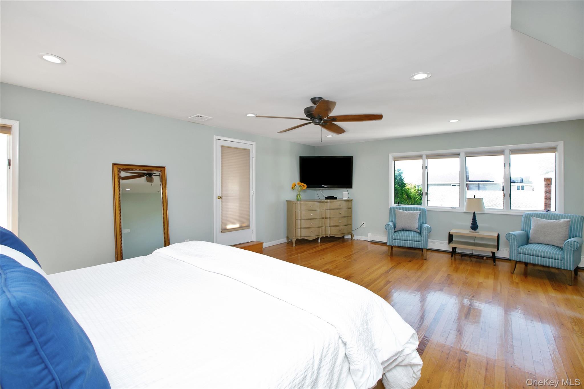 5 Kensington Property Photo 23