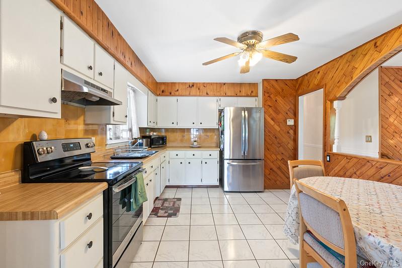 20 Craig Lane Property Photo 9