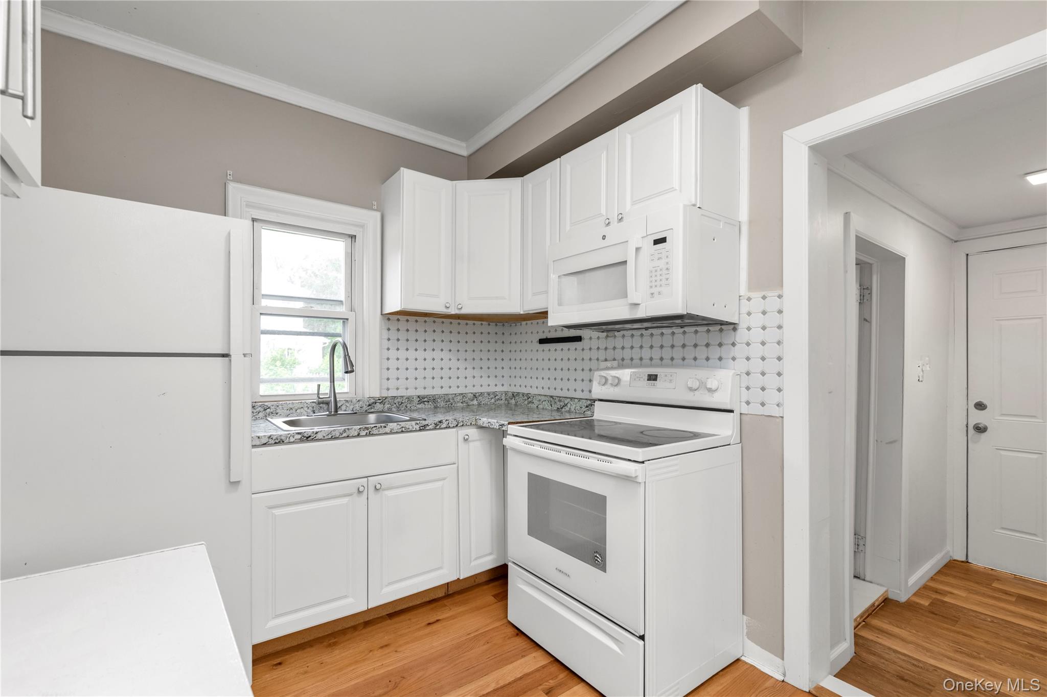 15 Saint Johns Place Property Photo 6