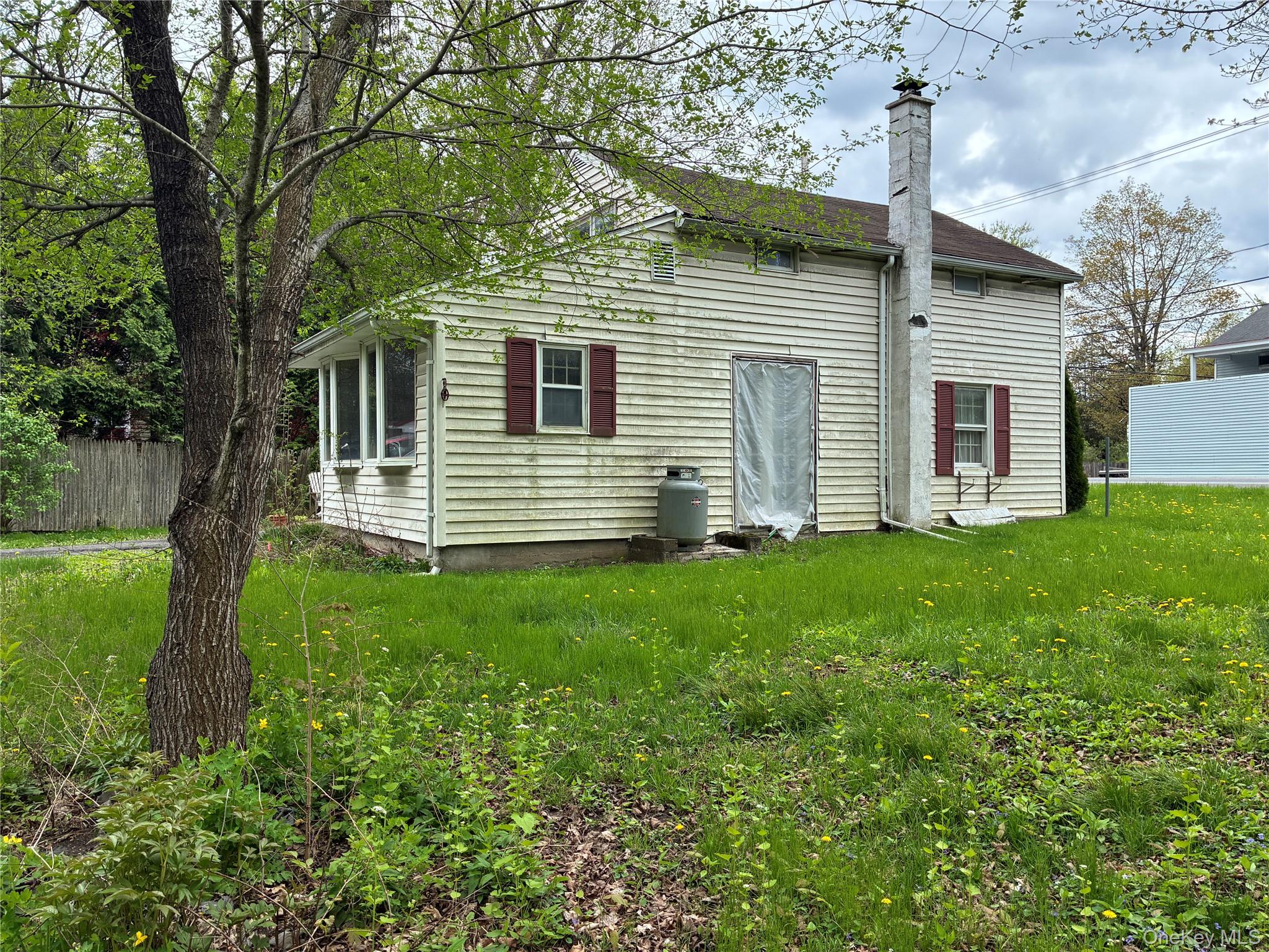 42 State Route 9h Property Photo 3