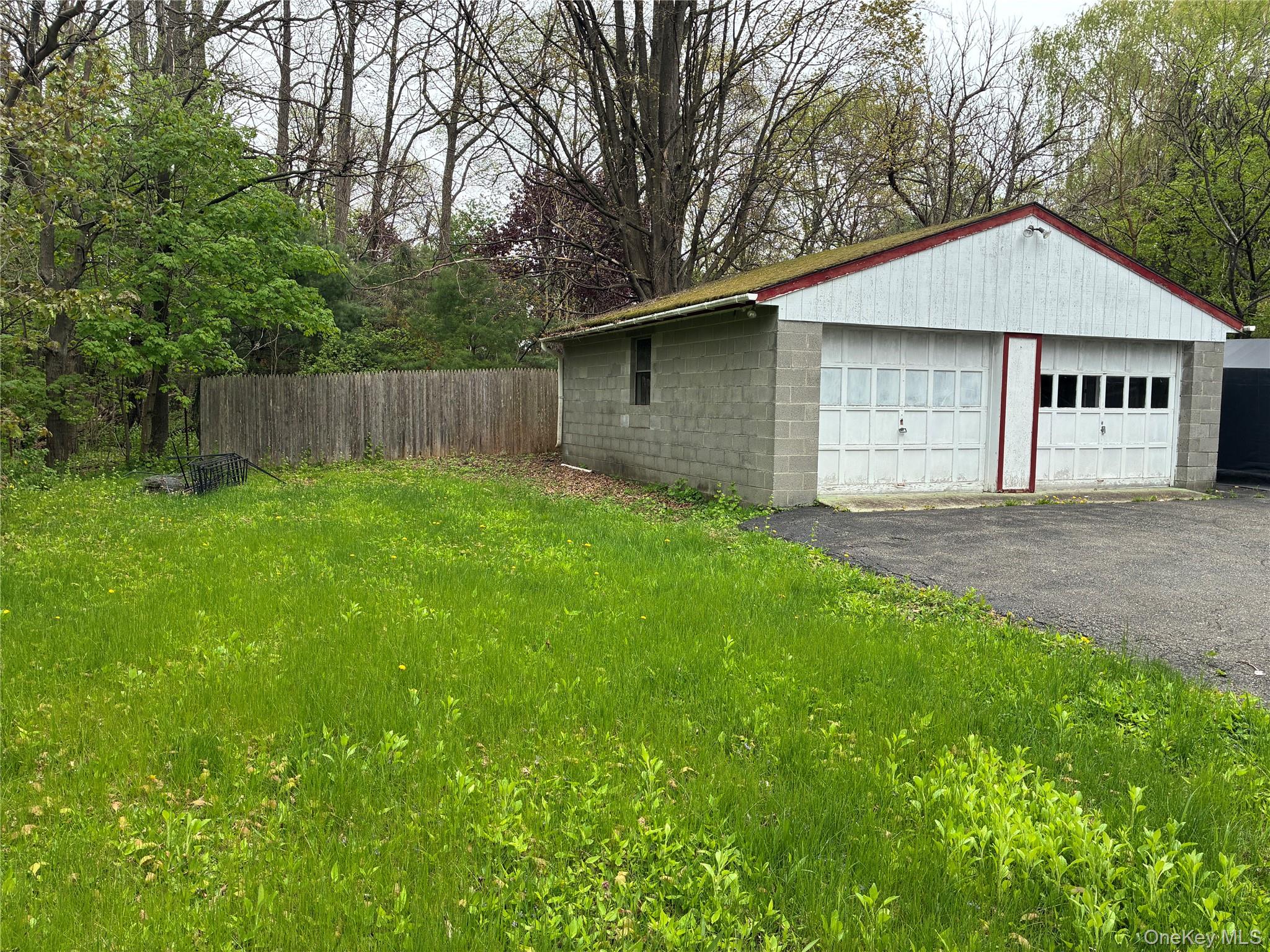 42 State Route 9h Property Photo 22
