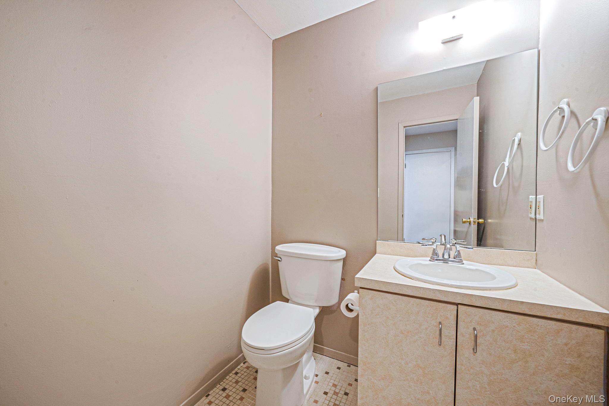 3 Liberty Lane Property Photo 14