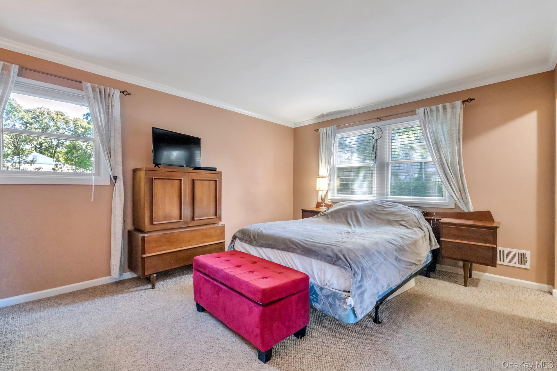 64 Patchogue Drive Property Photo 32