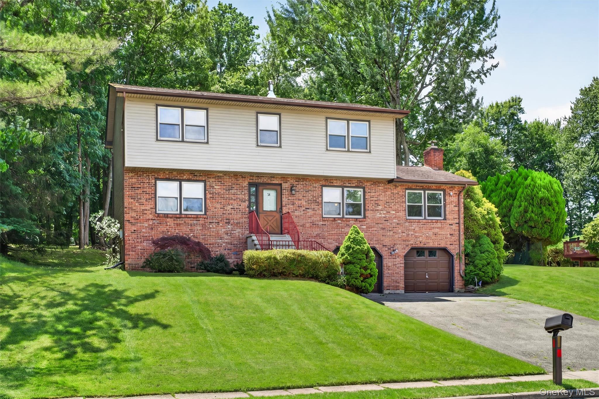 33 Winchester Drive Property Photo 2