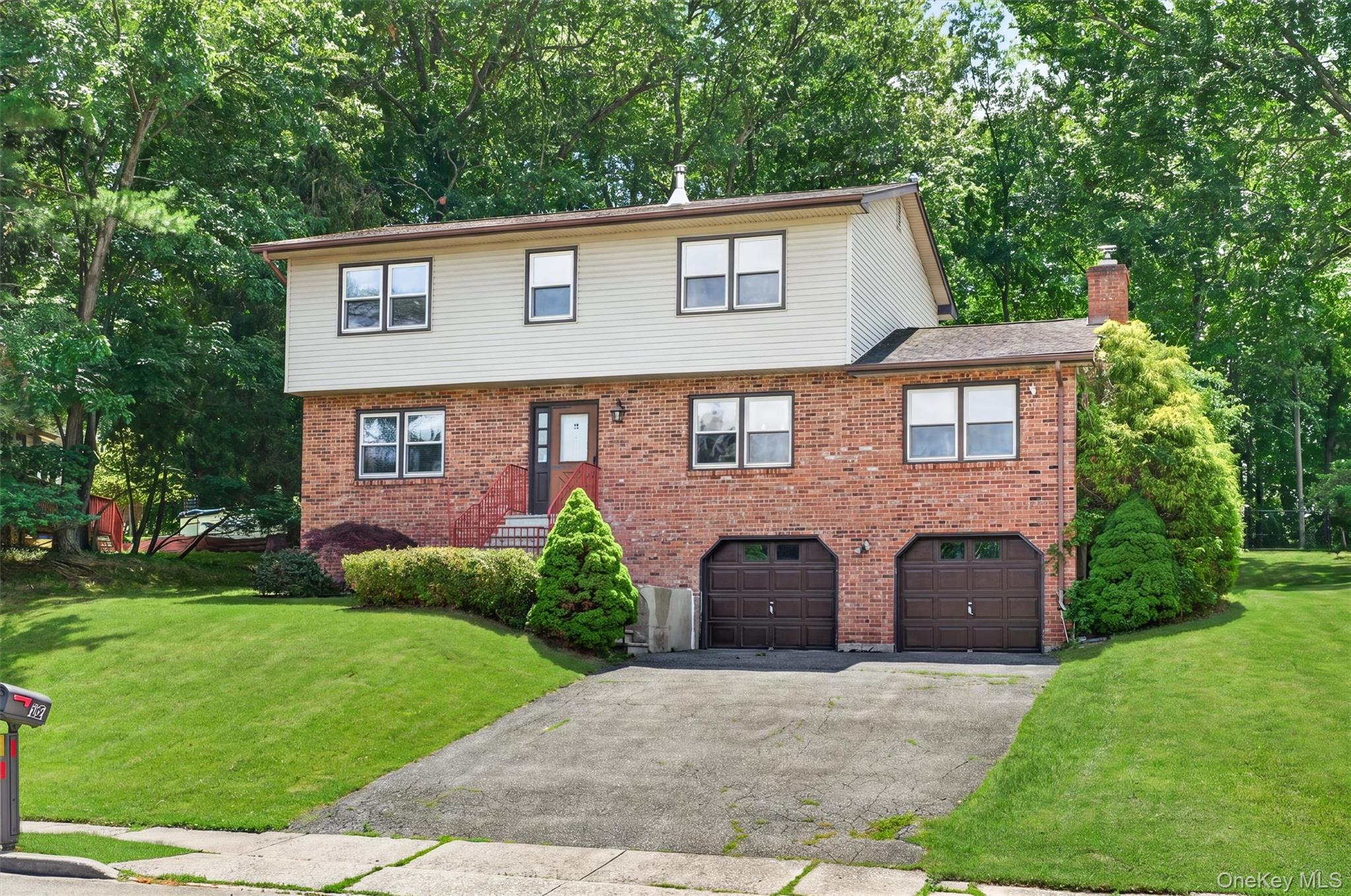 33 Winchester Drive Property Photo 3