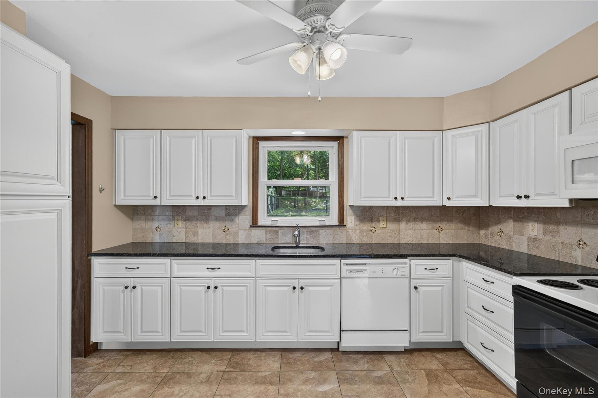 33 Winchester Drive Property Photo 15