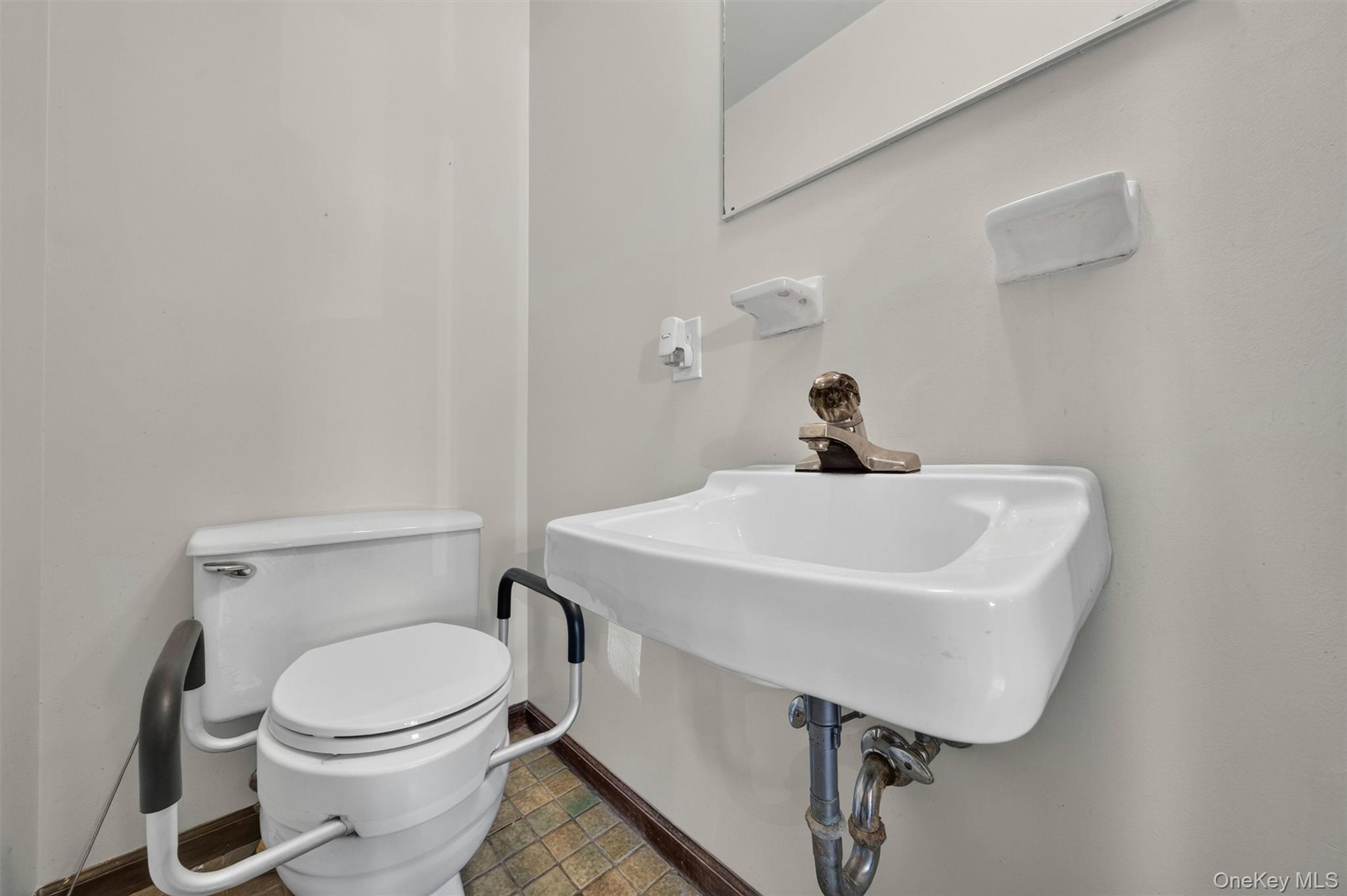 33 Winchester Drive Property Photo 20
