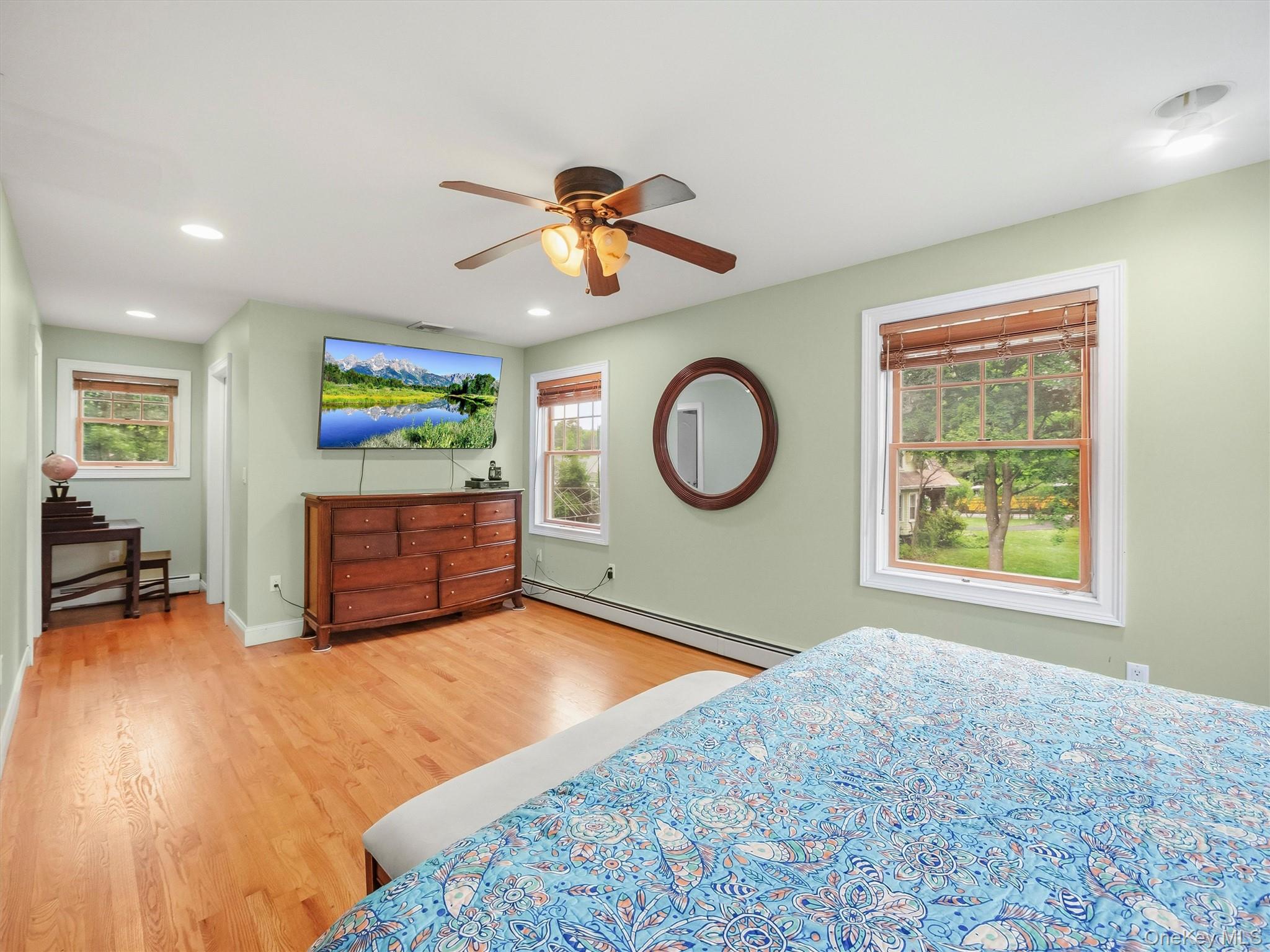 2 Hempstead Lane Property Photo 24