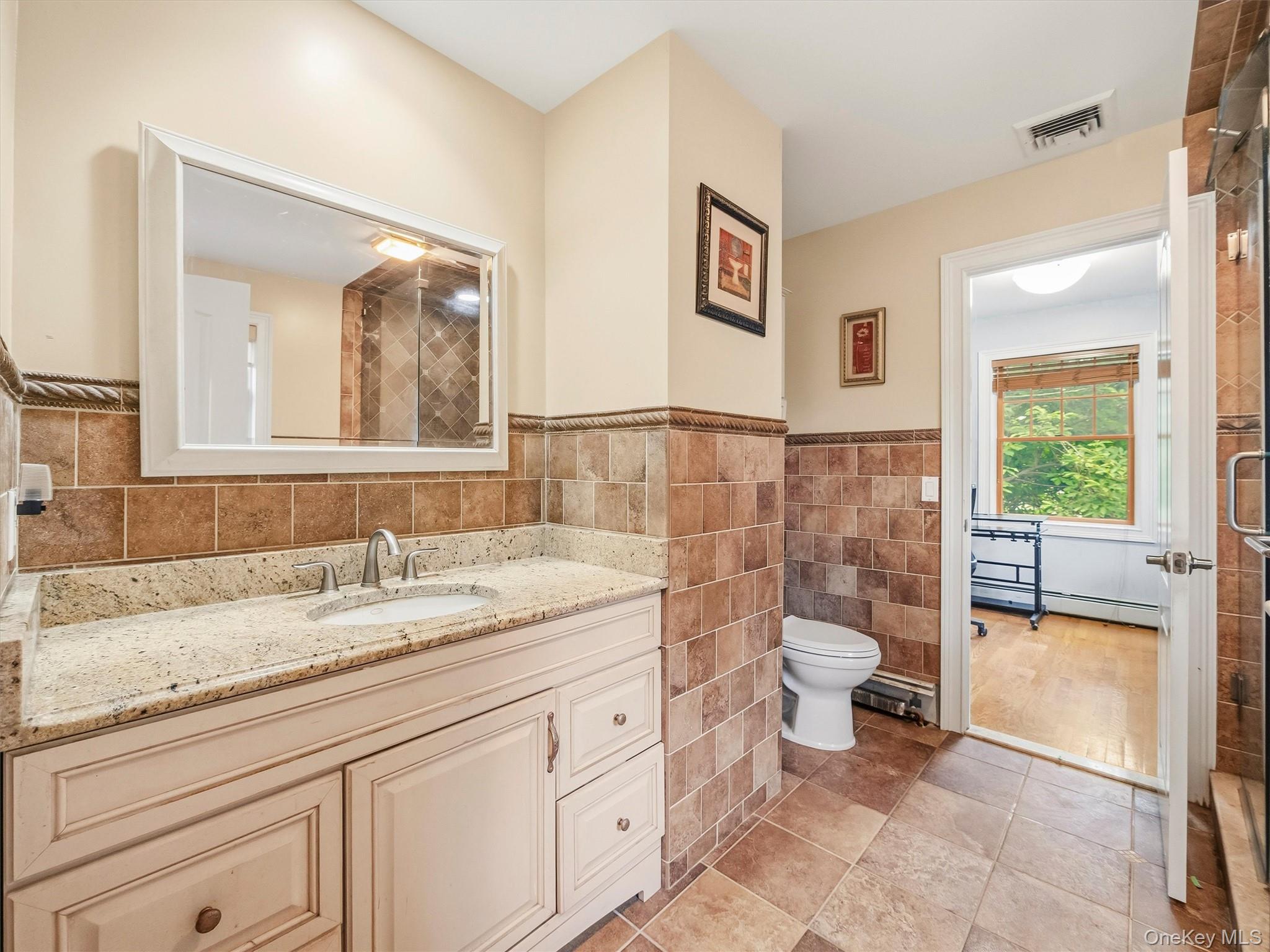 2 Hempstead Lane Property Photo 26