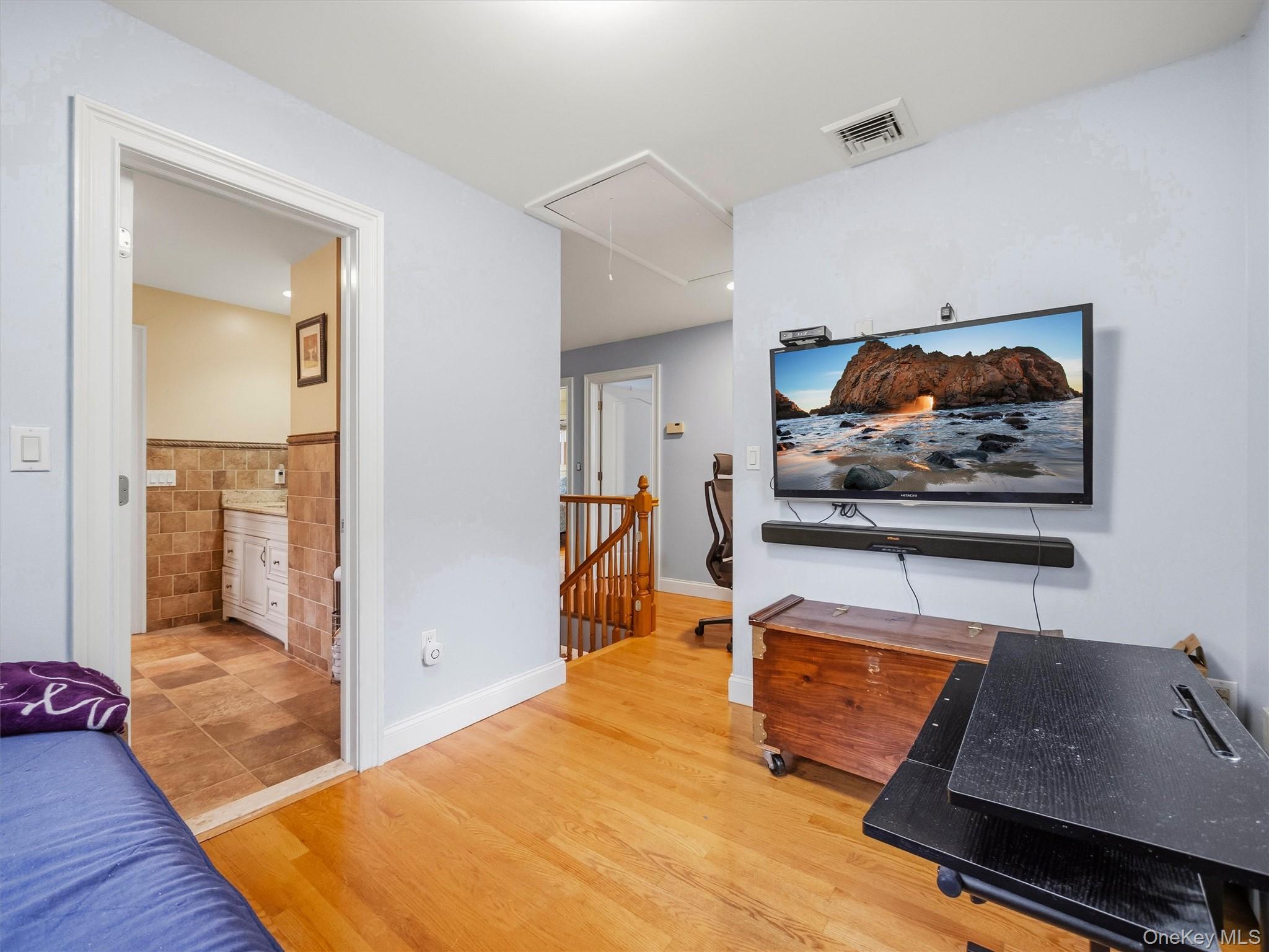 2 Hempstead Lane Property Photo 30