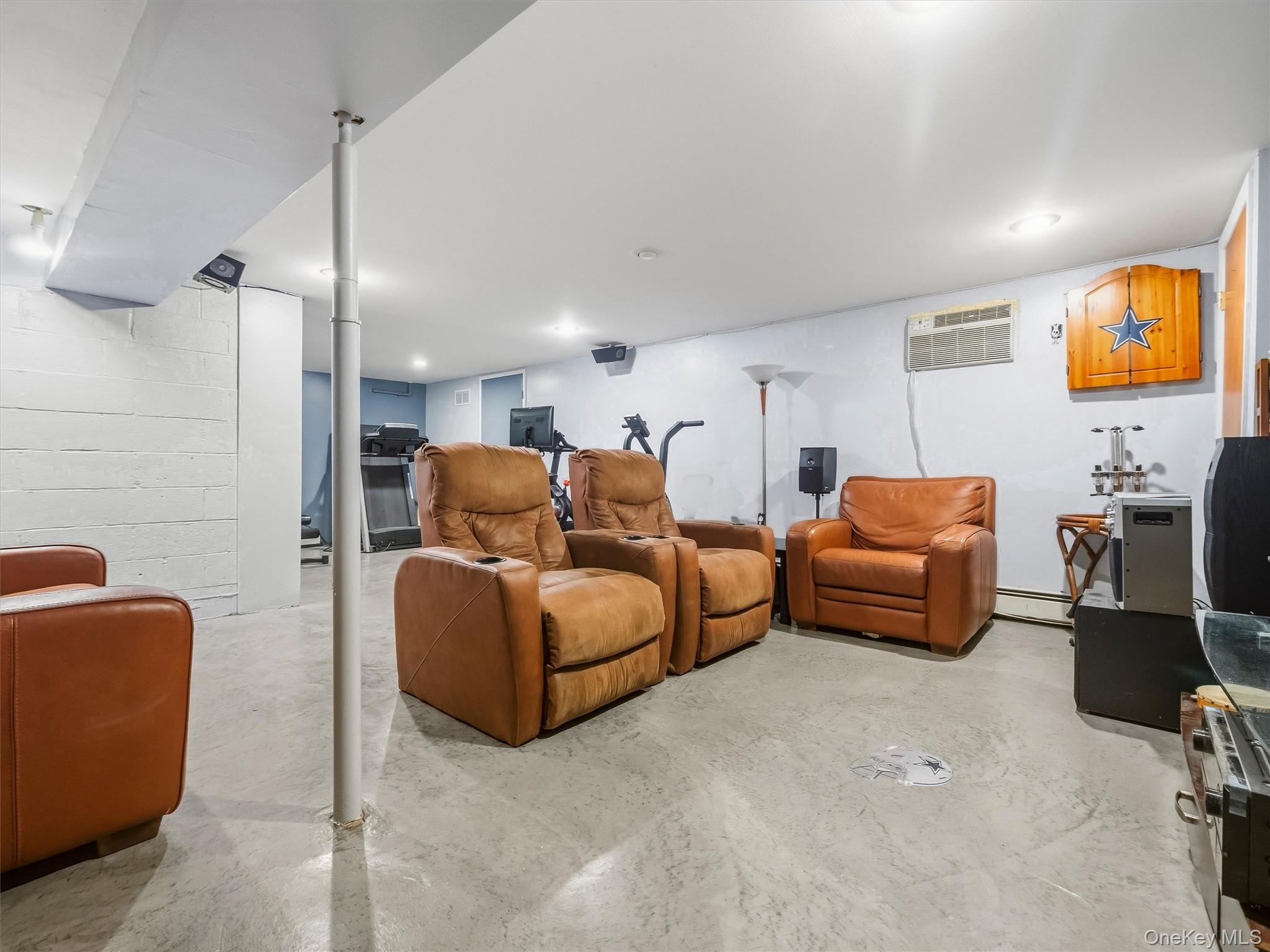 2 Hempstead Lane Property Photo 33
