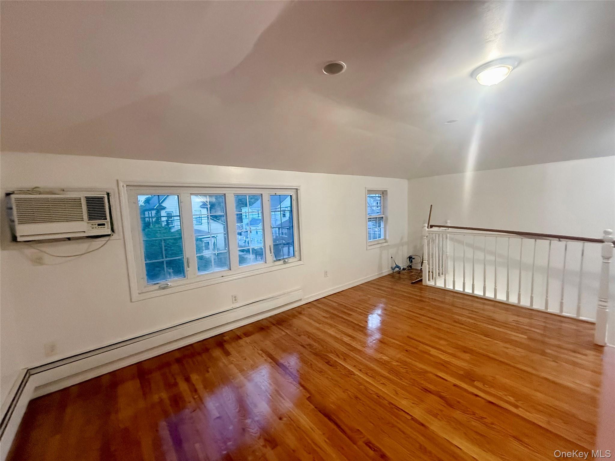 11535 158th Street Property Photo 3
