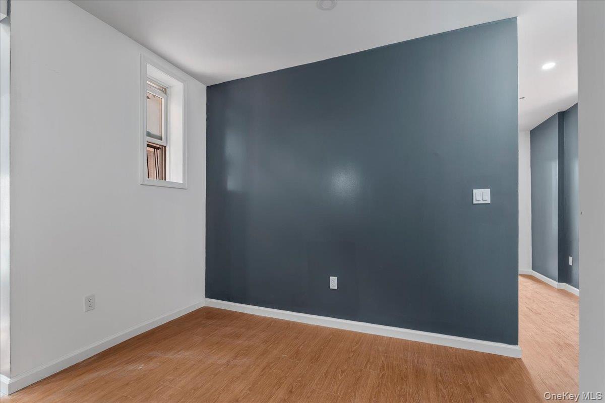 324 Eldert Street 3b Property Photo 3