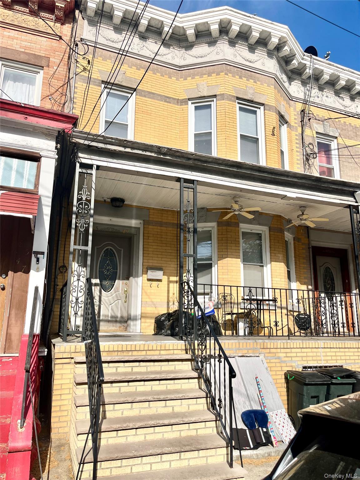 8549 80th Street Property Photo 1