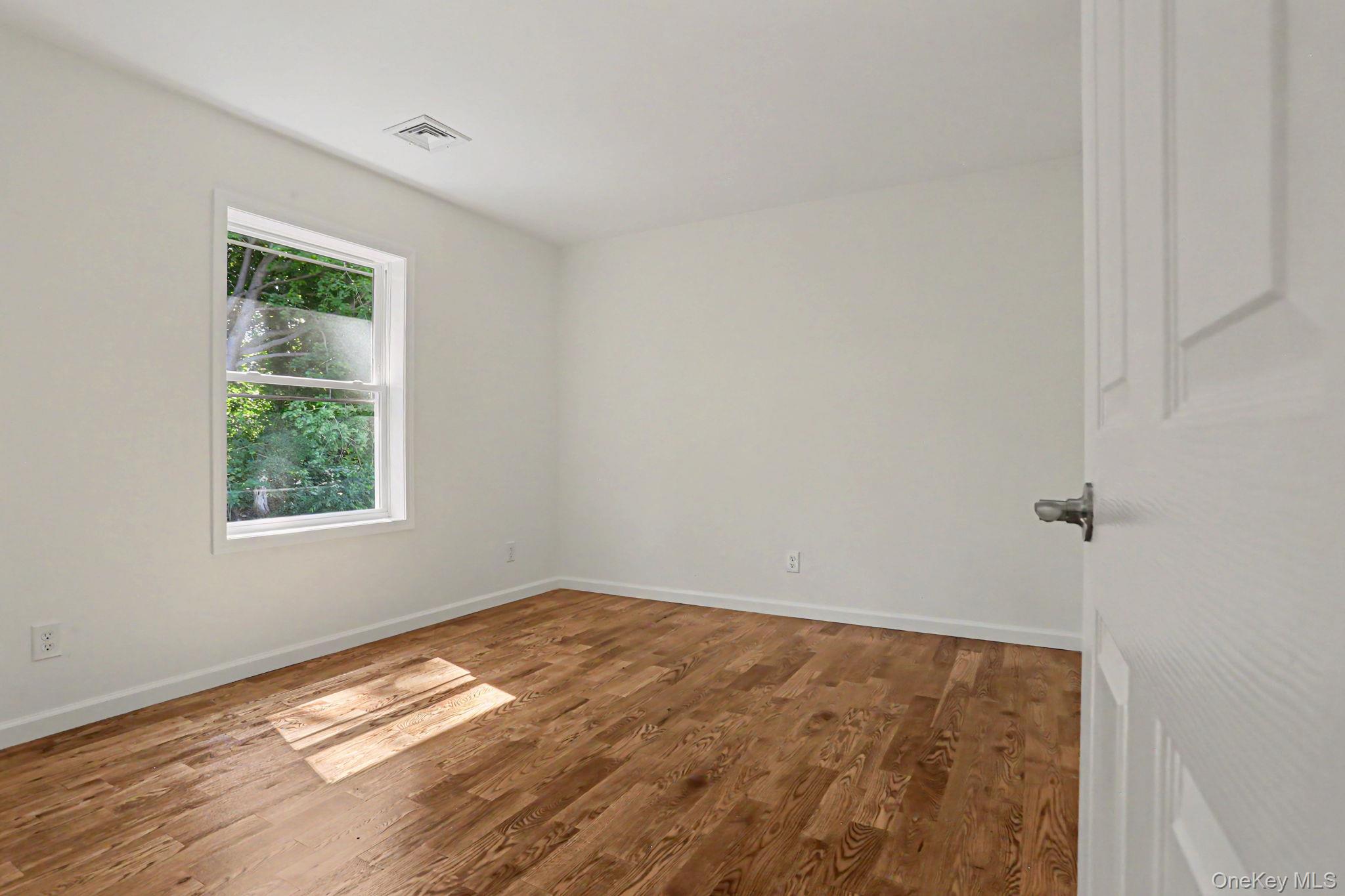 32 Spruce Road Property Photo 13