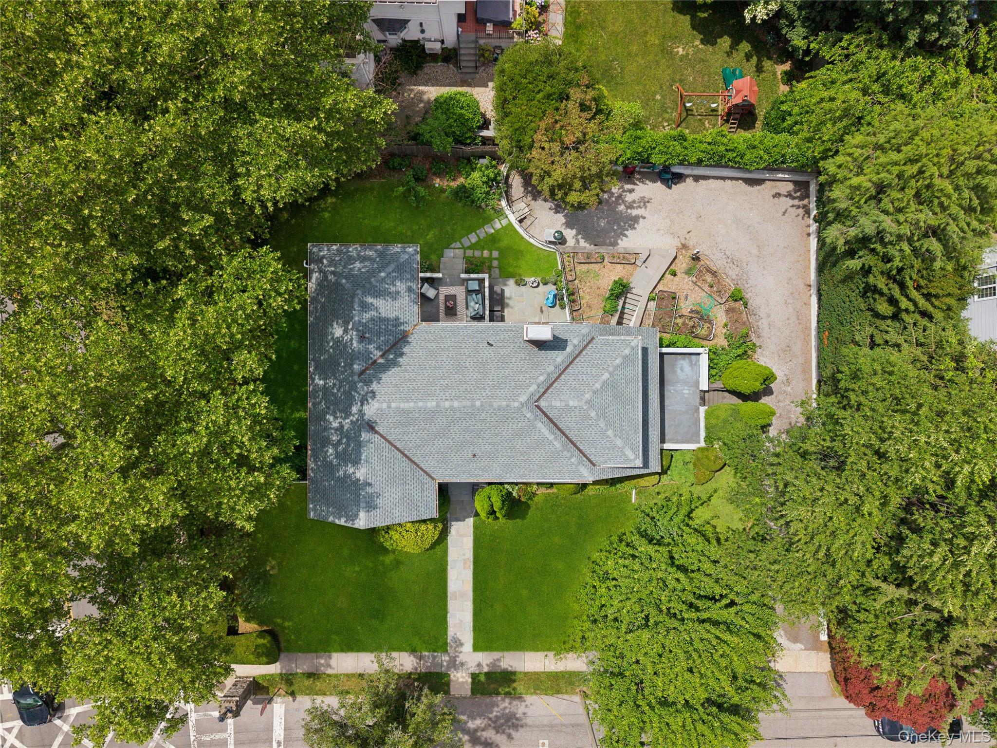 347 Highbrook Avenue Property Photo 43