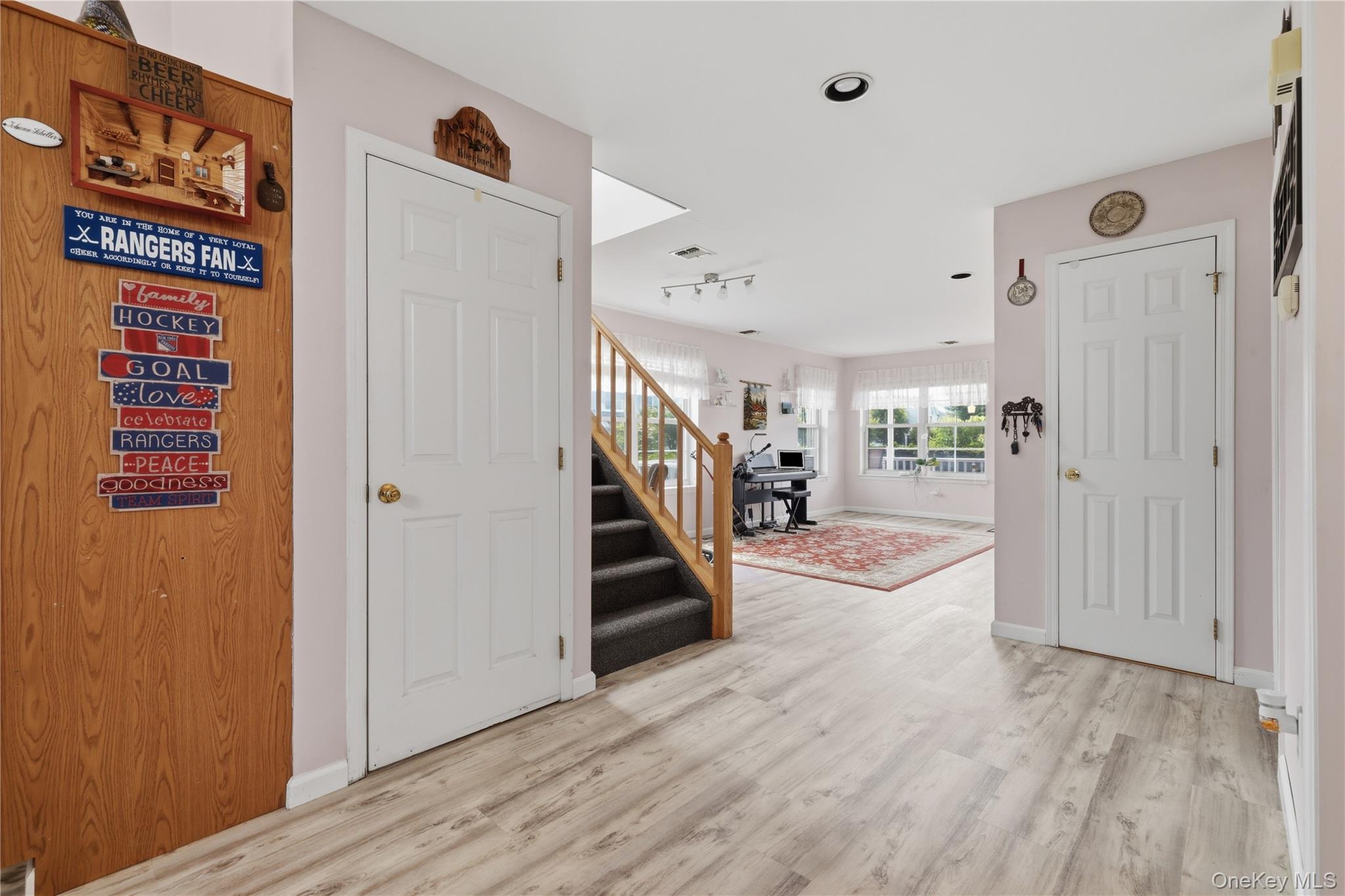 9 Shady Lane Property Photo 12