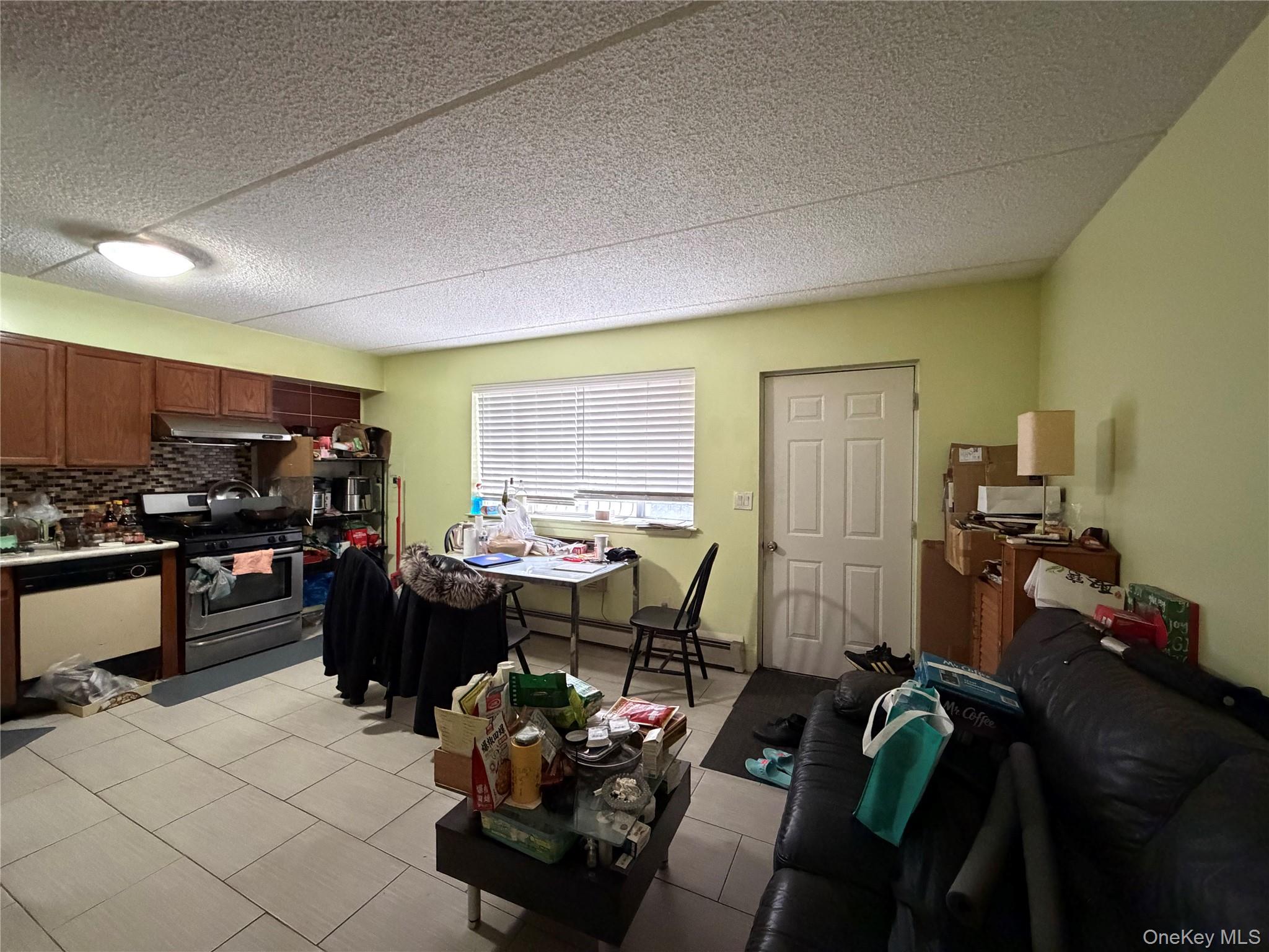 1305 34th Avenue Property Photo 4