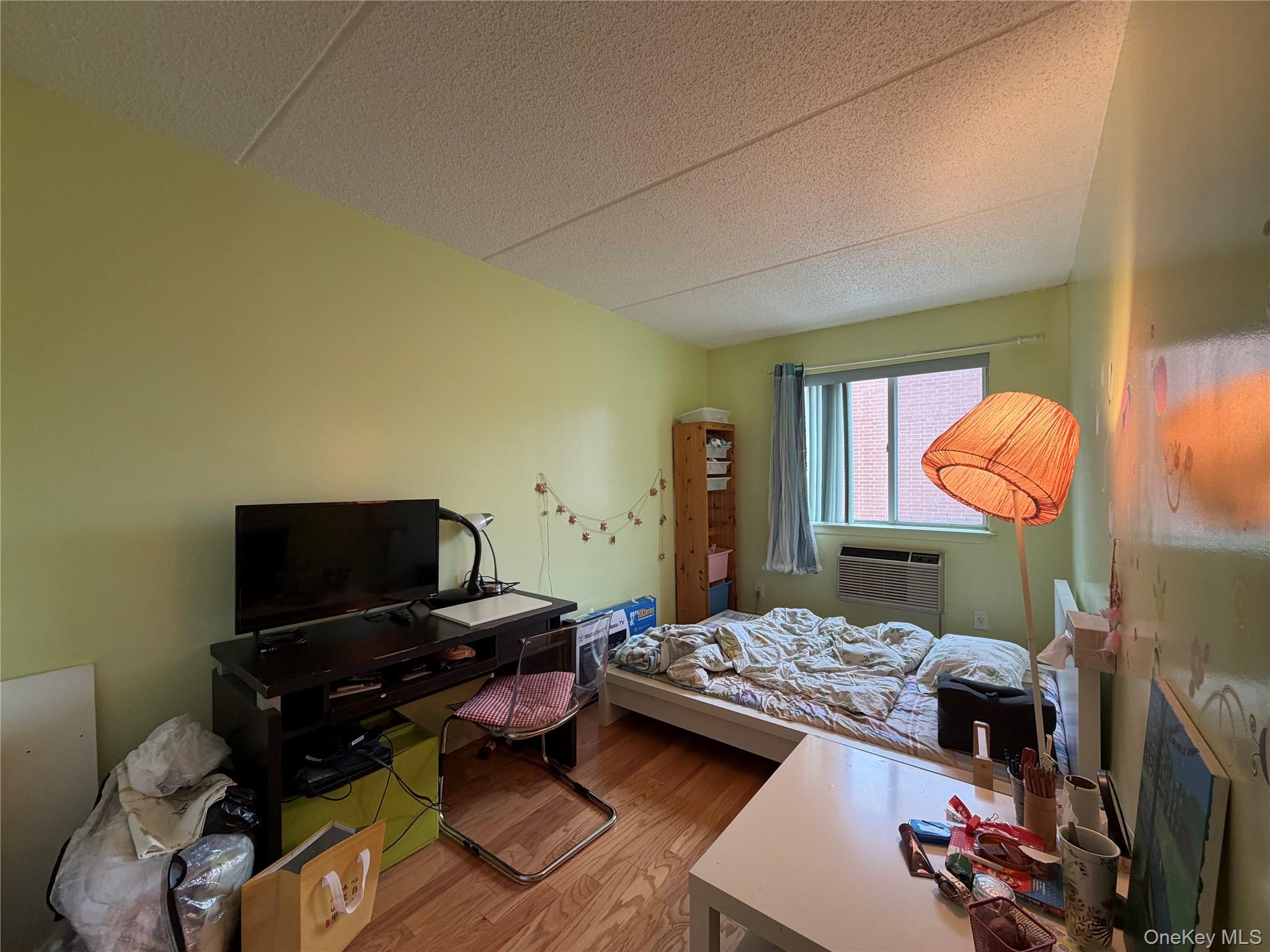 1305 34th Avenue Property Photo 9