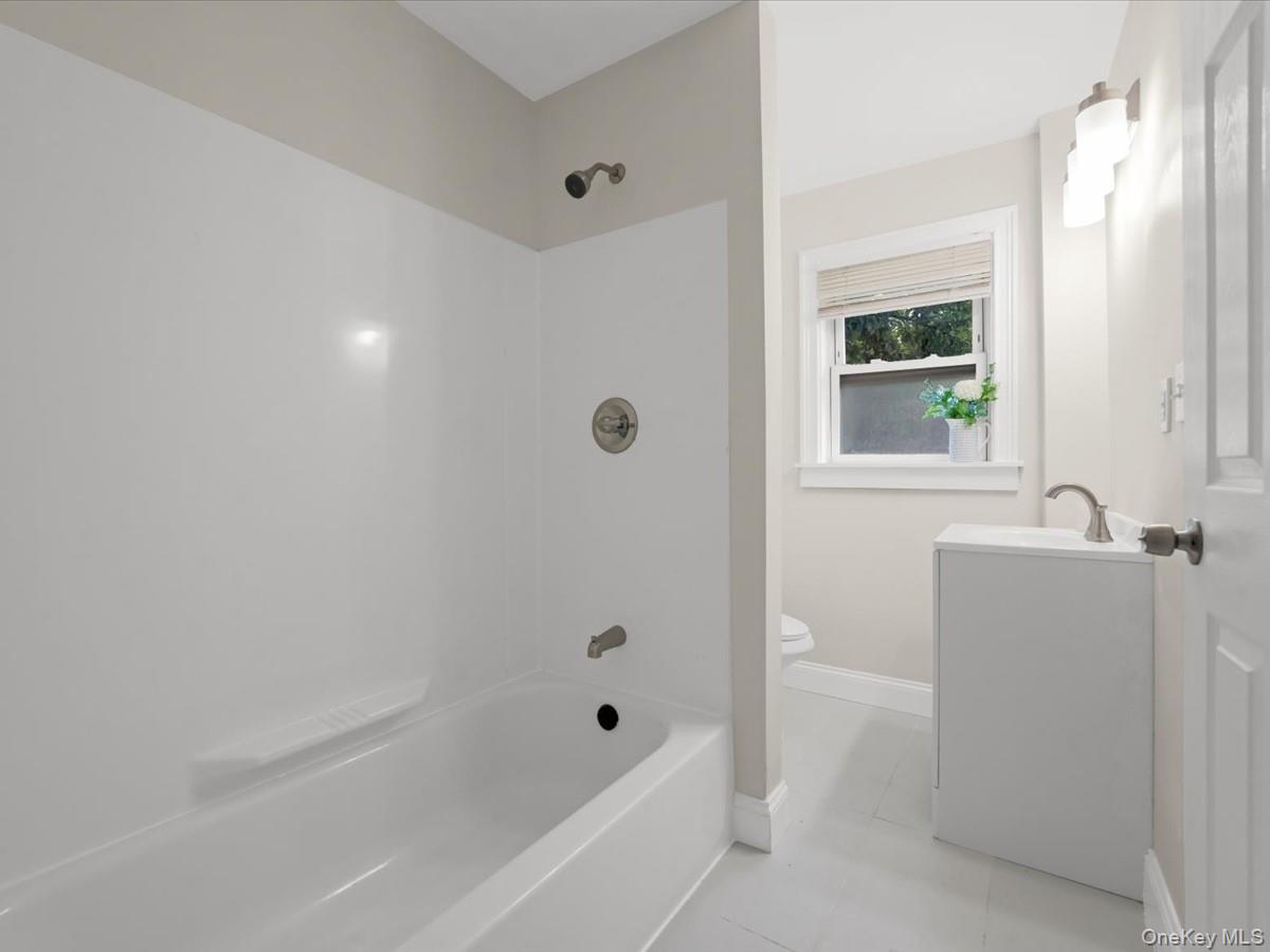 73c River Avenue Property Photo 14