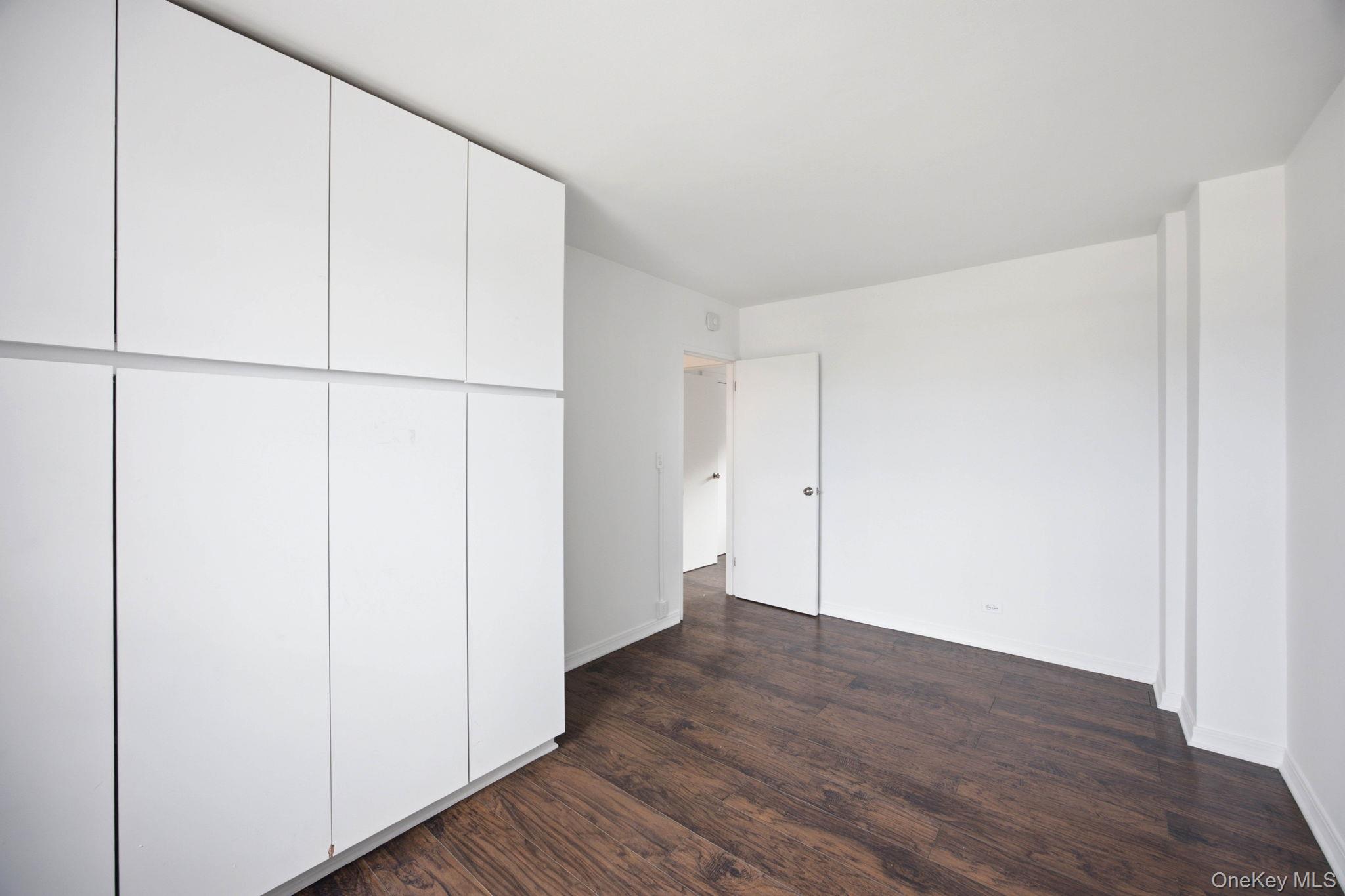 575 Grand Street E1505 Property Photo 13