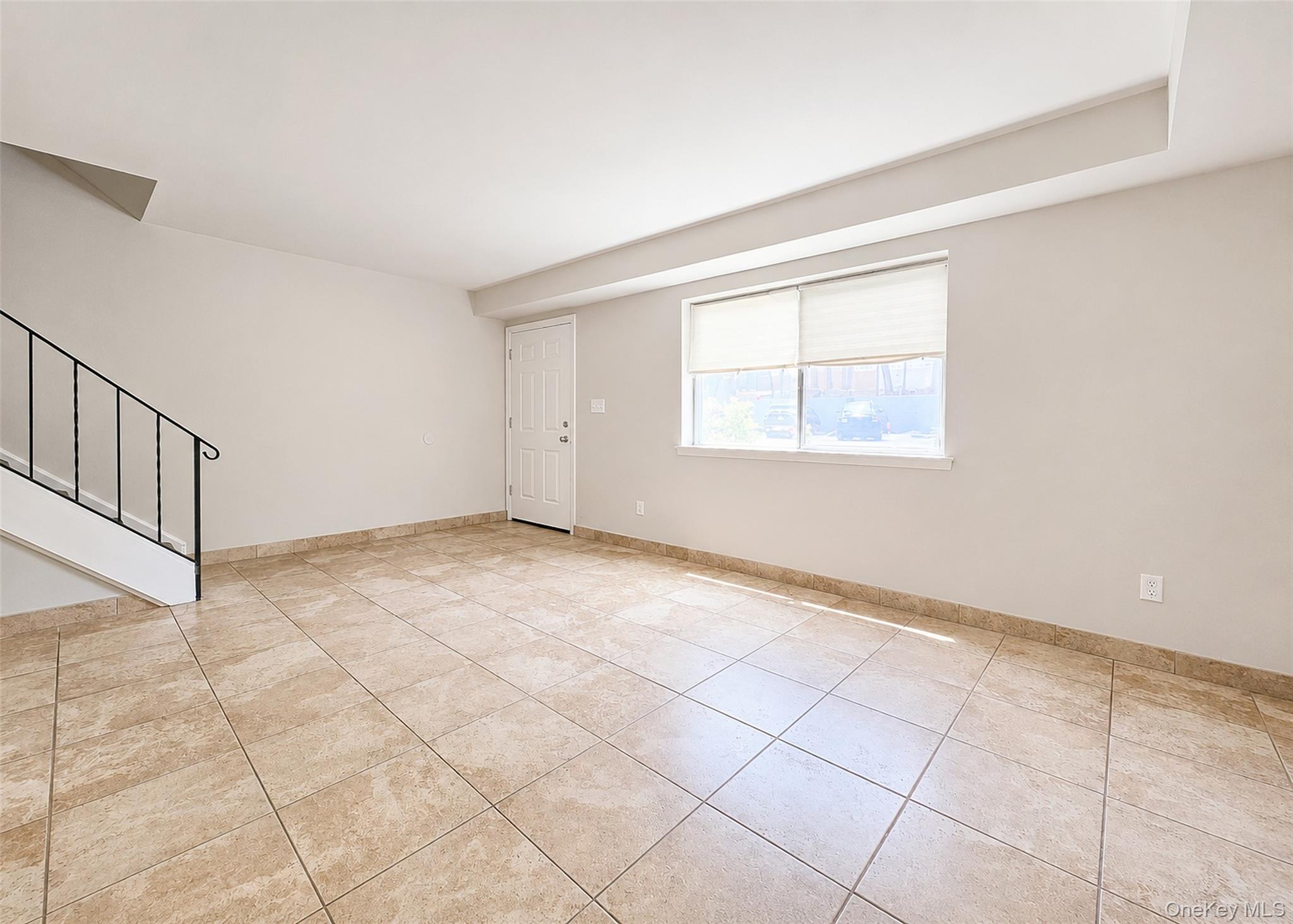 136 Hill Crescent Property Photo 3