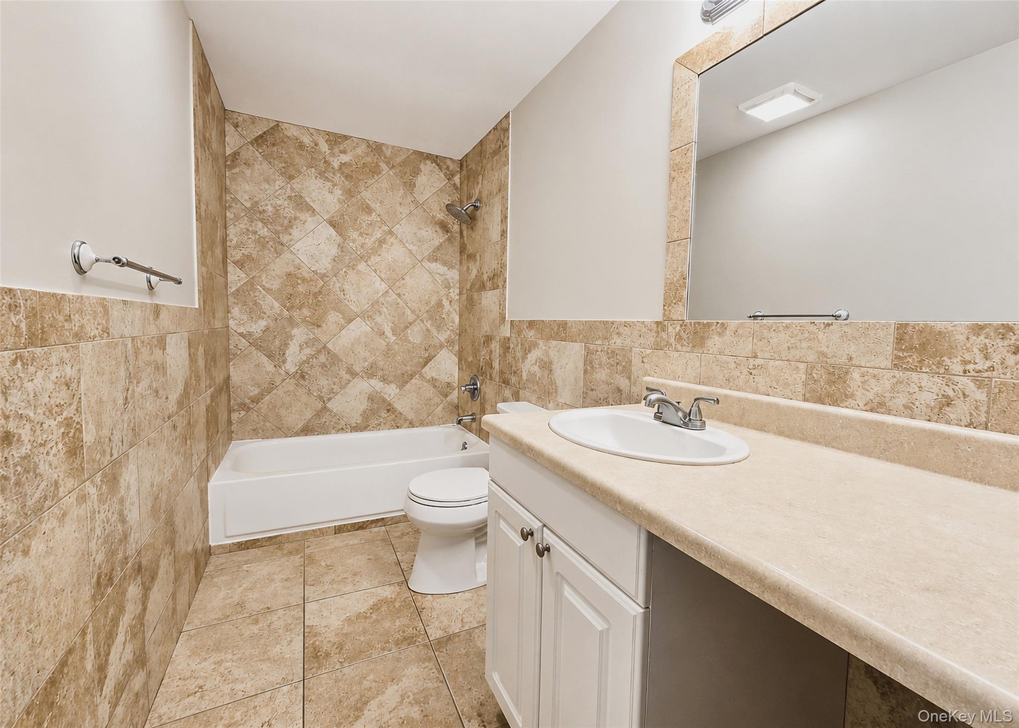 136 Hill Crescent Property Photo 11