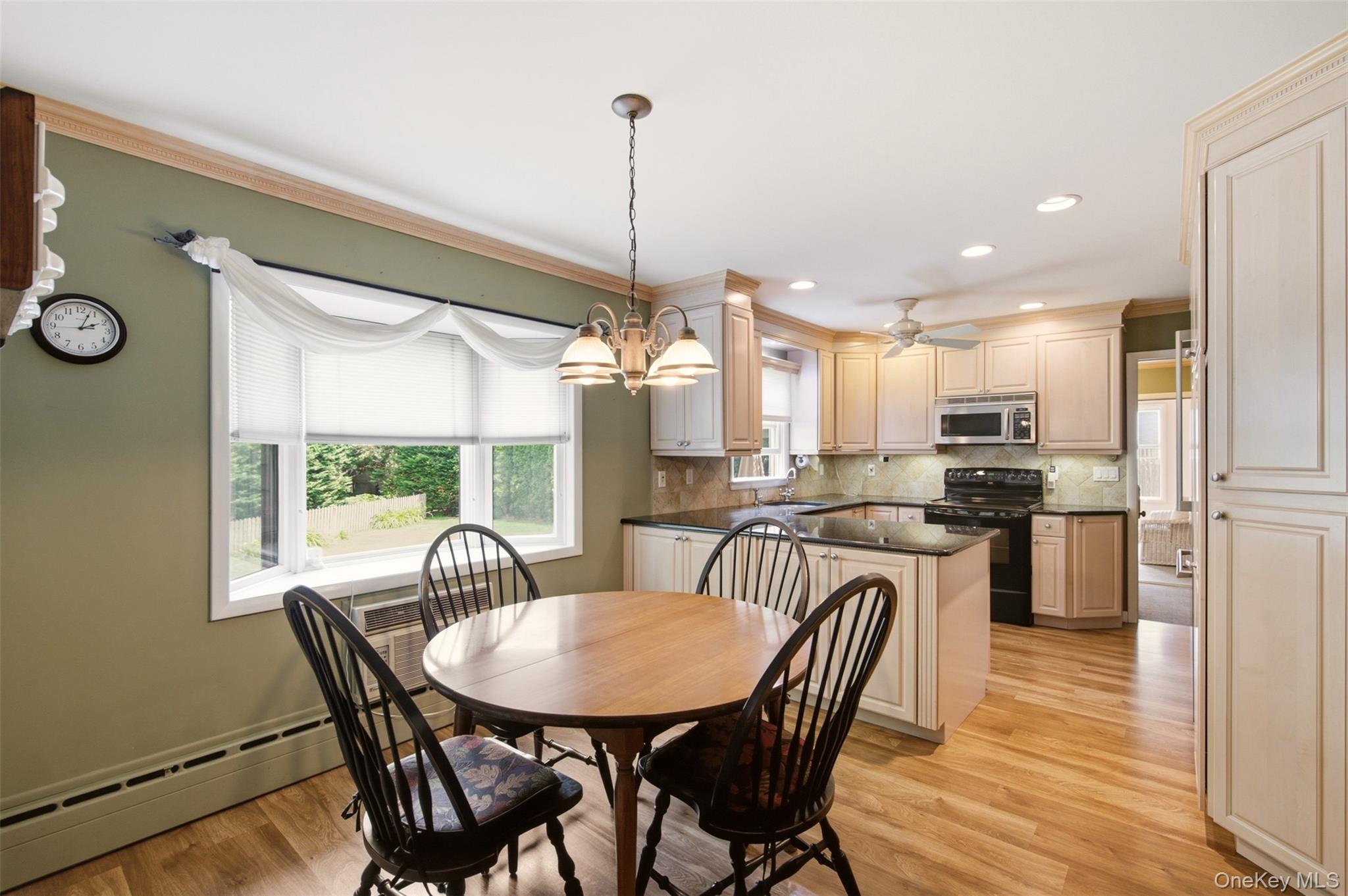 2 Ottawa Avenue Property Photo 5