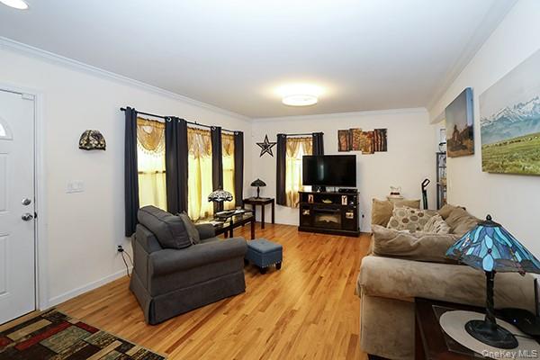 100 Laux Place Property Photo 4