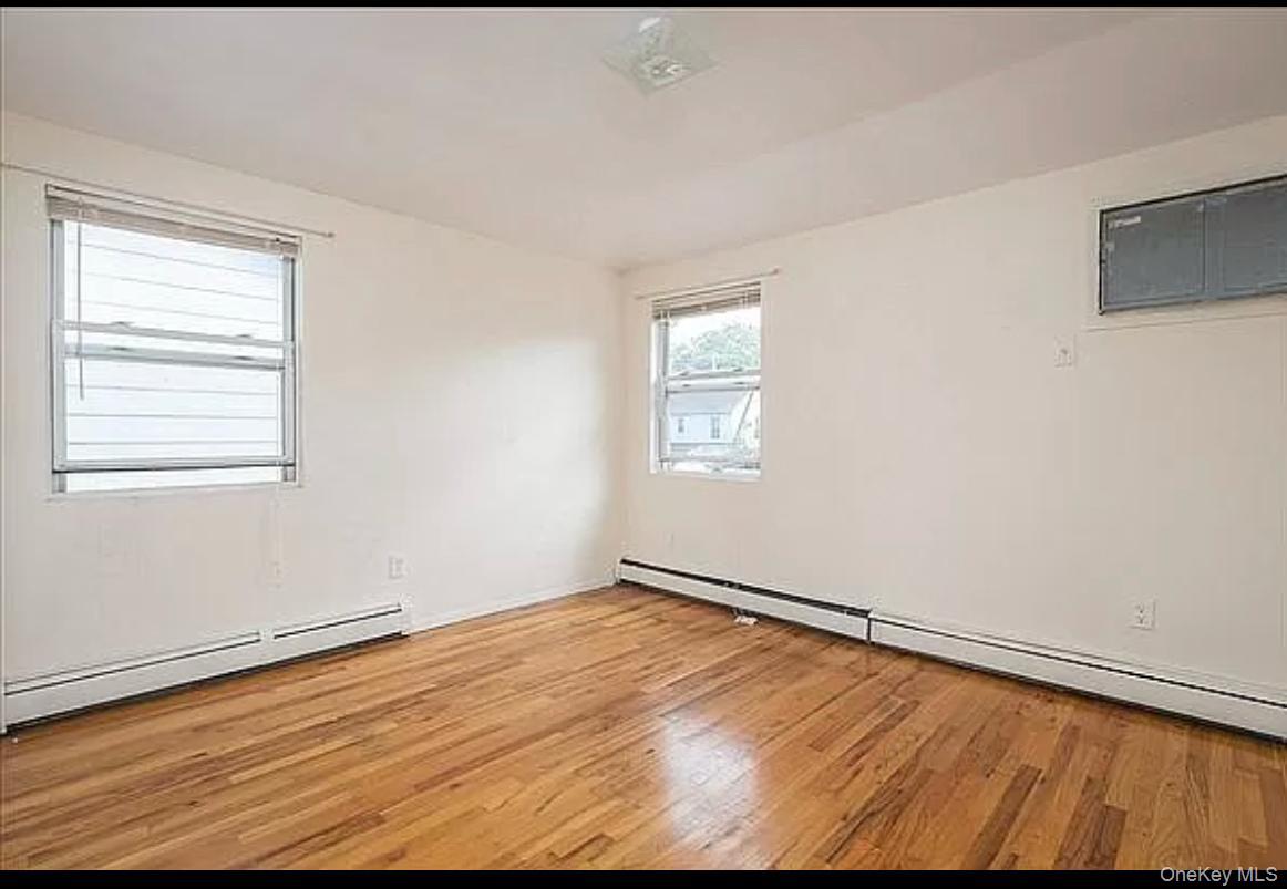 89-29 Moline Street Property Photo 10