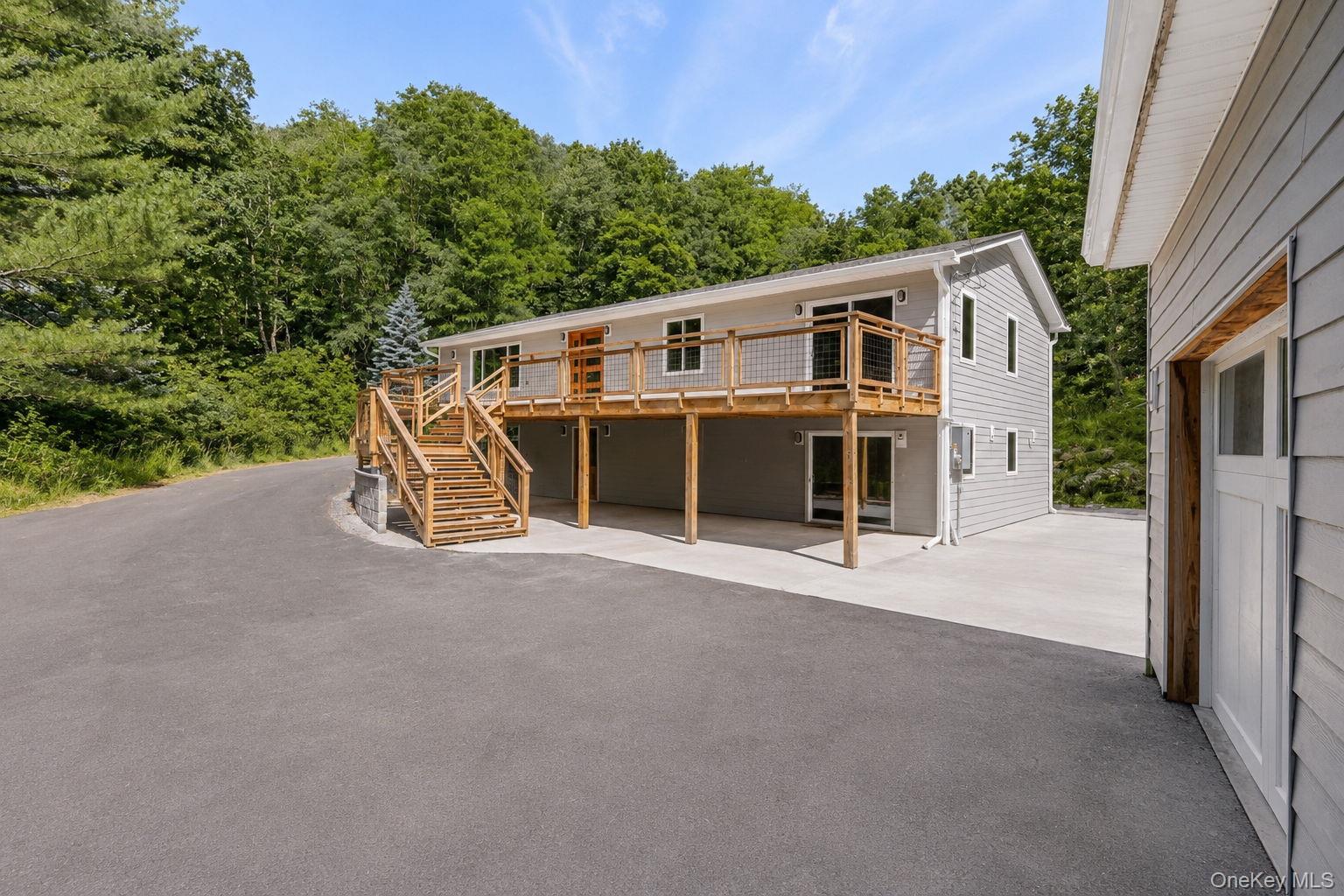 117 Camp Road Property Photo 2