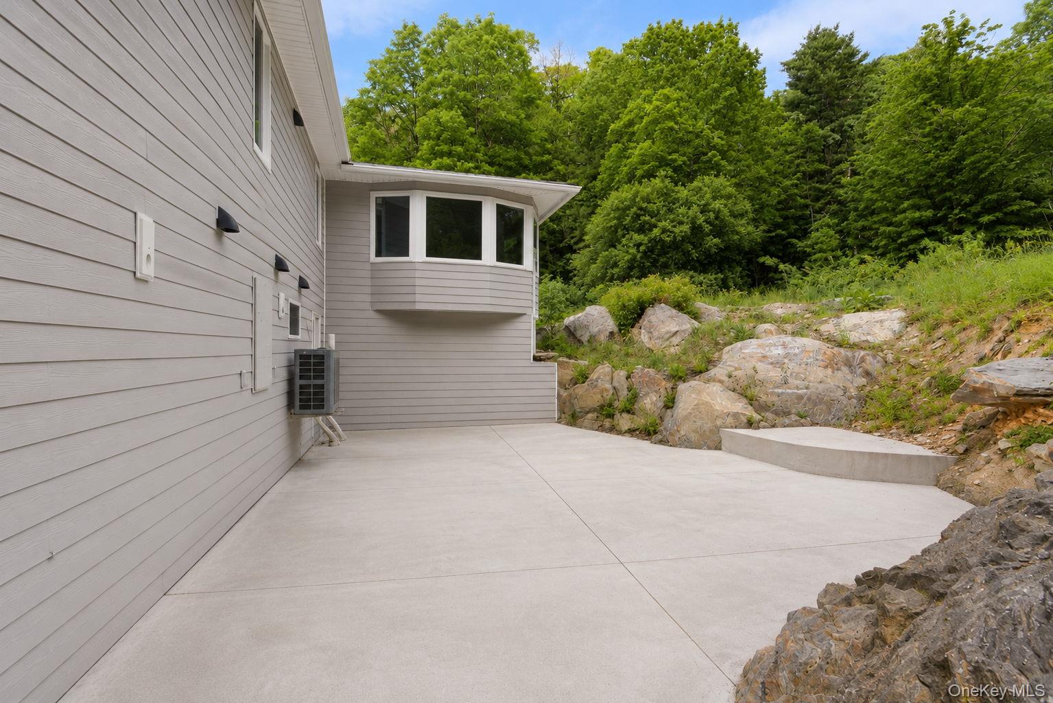 117 Camp Road Property Photo 5