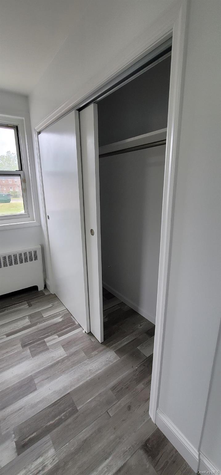 13178 Laurelton Parkway Upper Property Photo 12