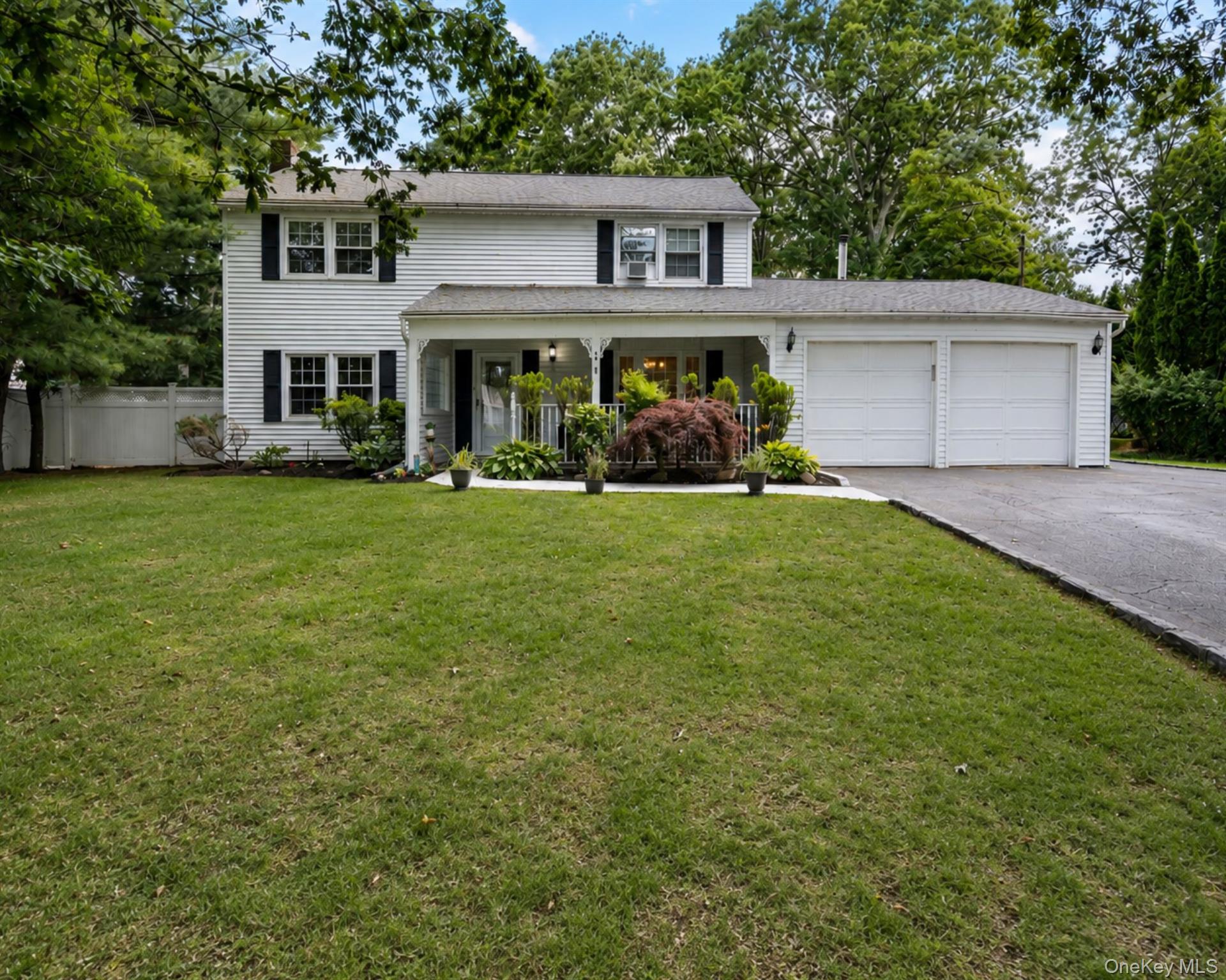20 Spaulding Lane Property Photo 1