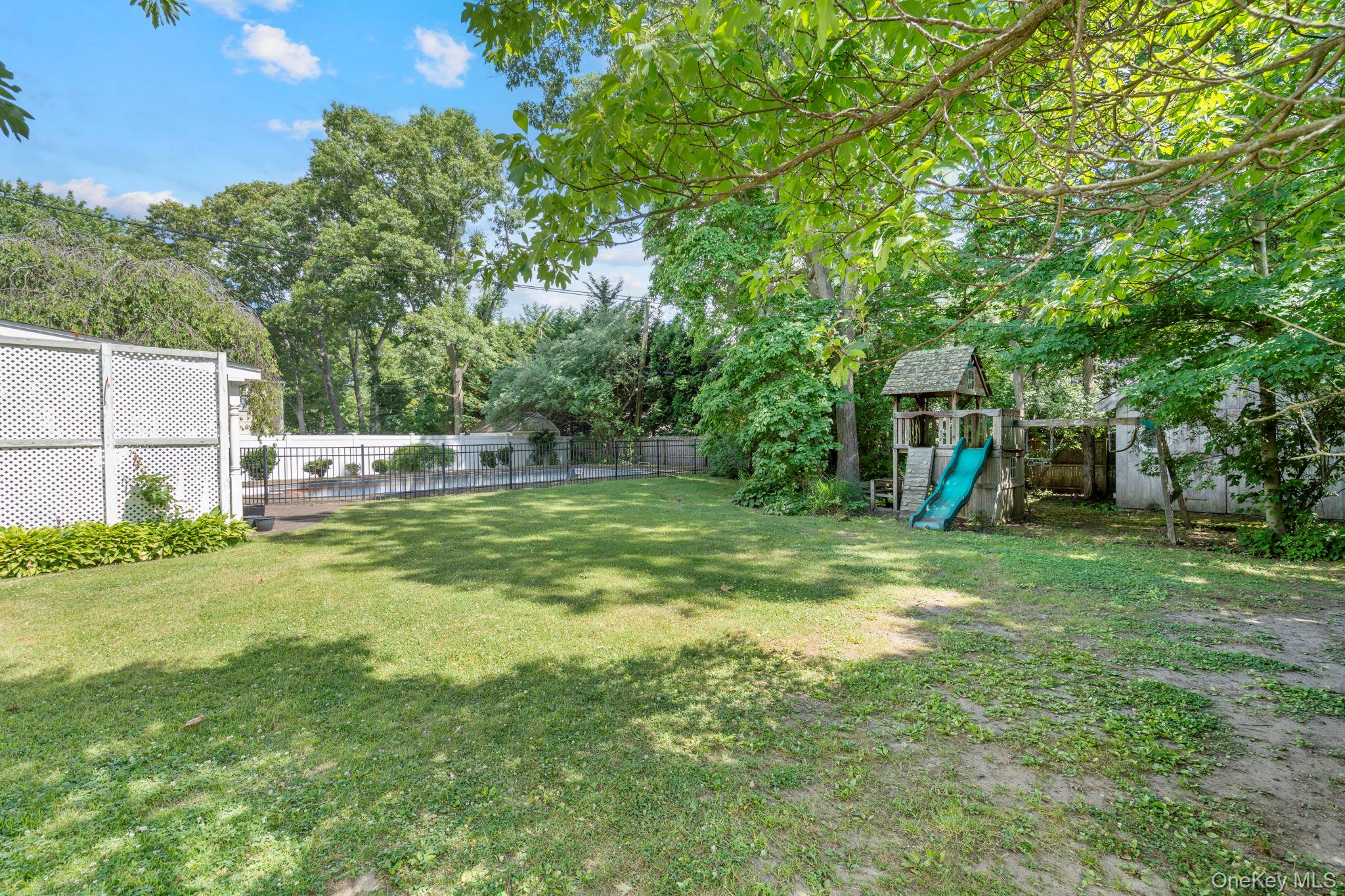 20 Spaulding Lane Property Photo 42