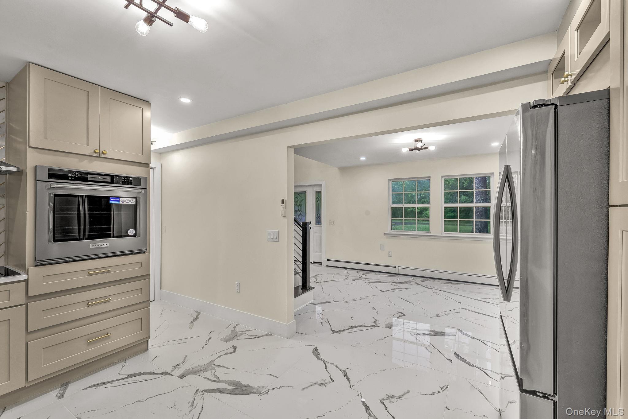 30 Kayleigh Drive Property Photo 9