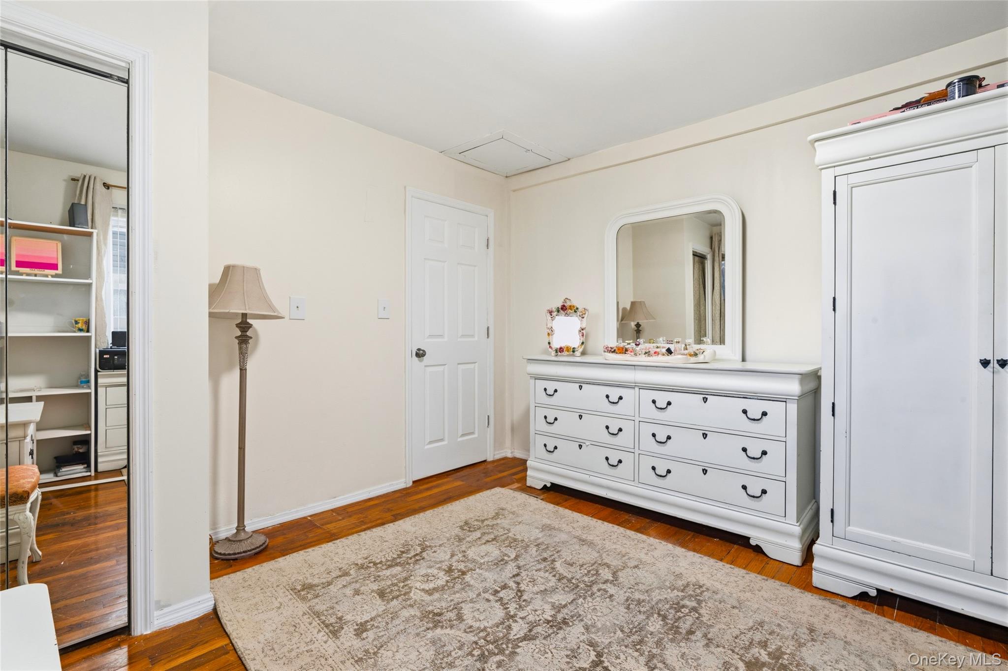 3414 Great Neck Road Property Photo 16