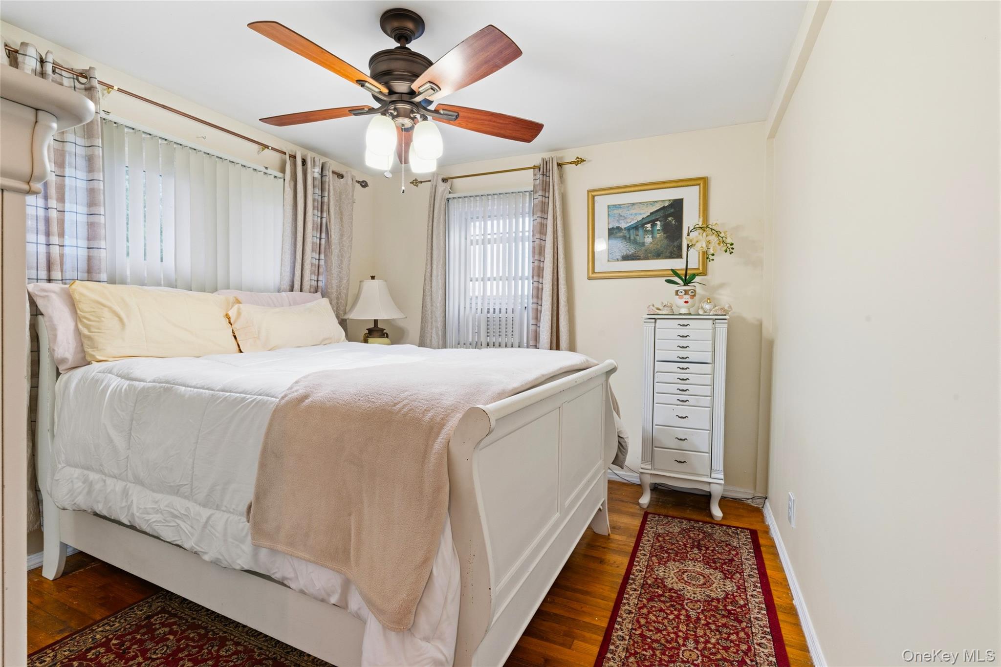 3414 Great Neck Road Property Photo 17