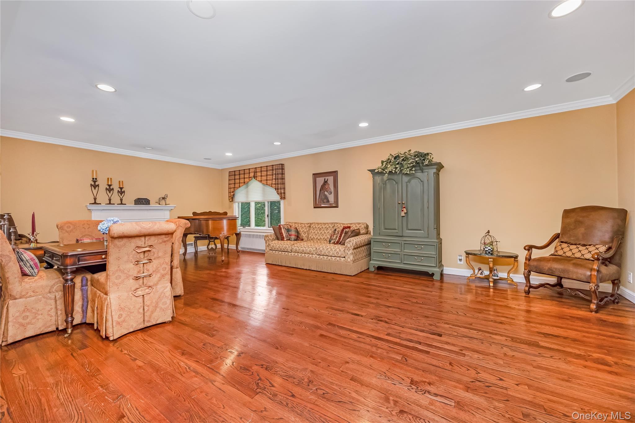 122 Woodmere Boulevard Property Photo 9