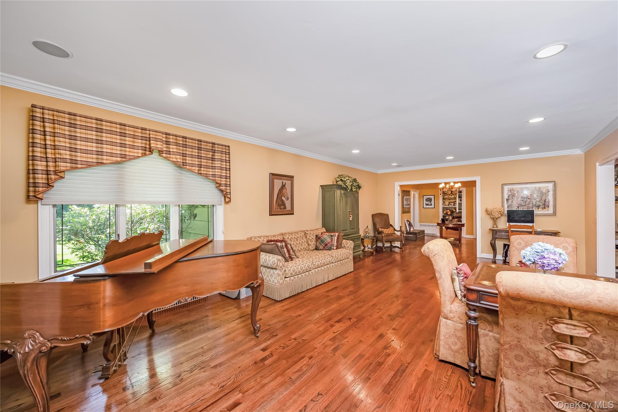 122 Woodmere Boulevard Property Photo 10