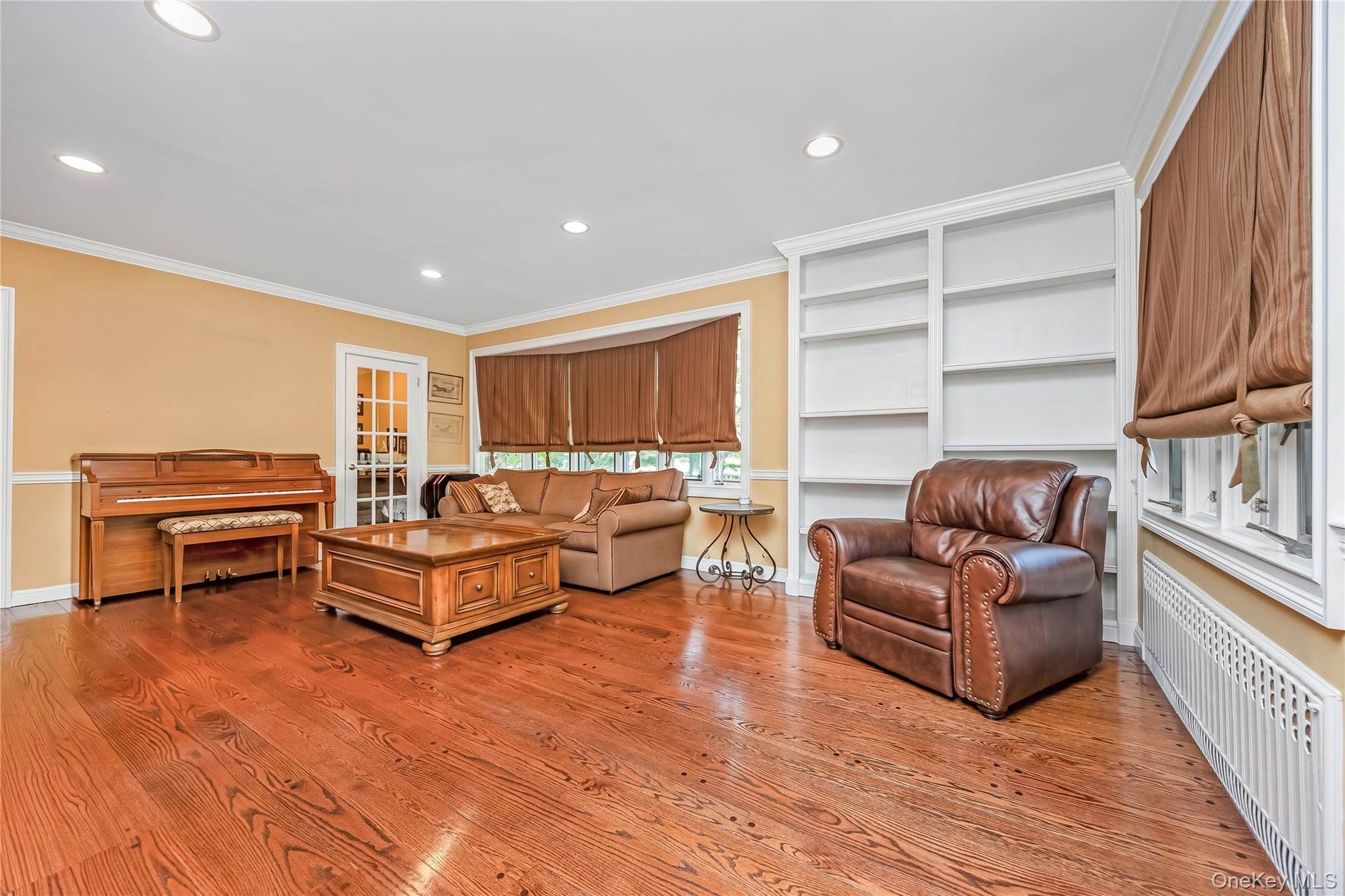 122 Woodmere Boulevard Property Photo 24