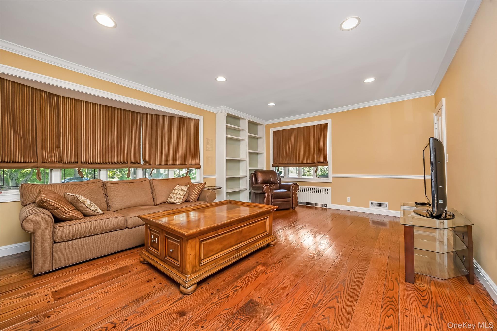 122 Woodmere Boulevard Property Photo 25