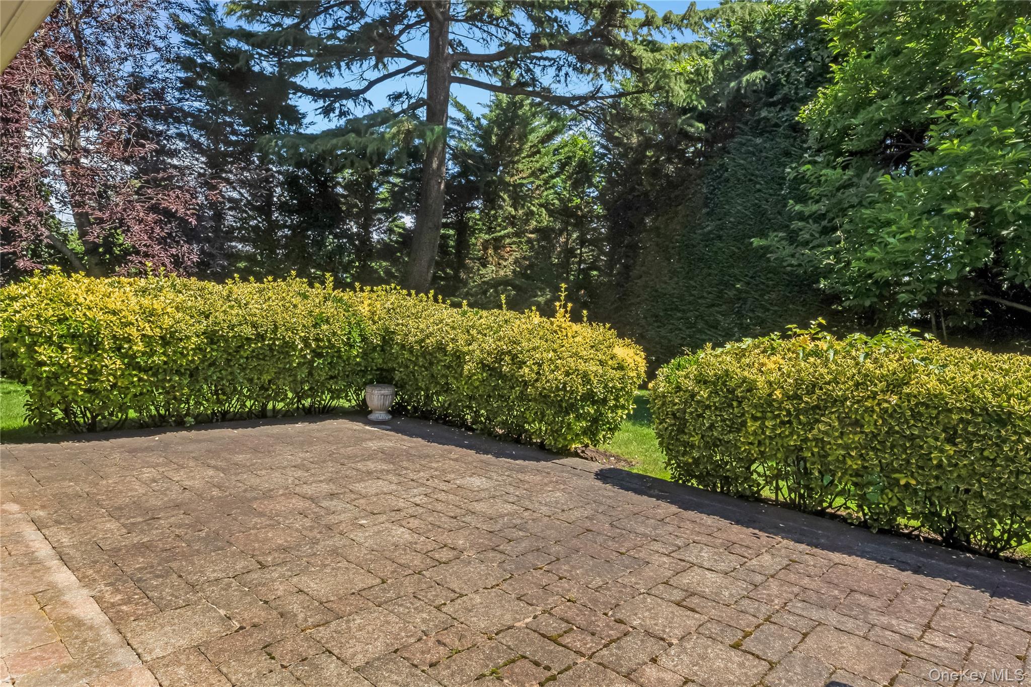 122 Woodmere Boulevard Property Photo 47