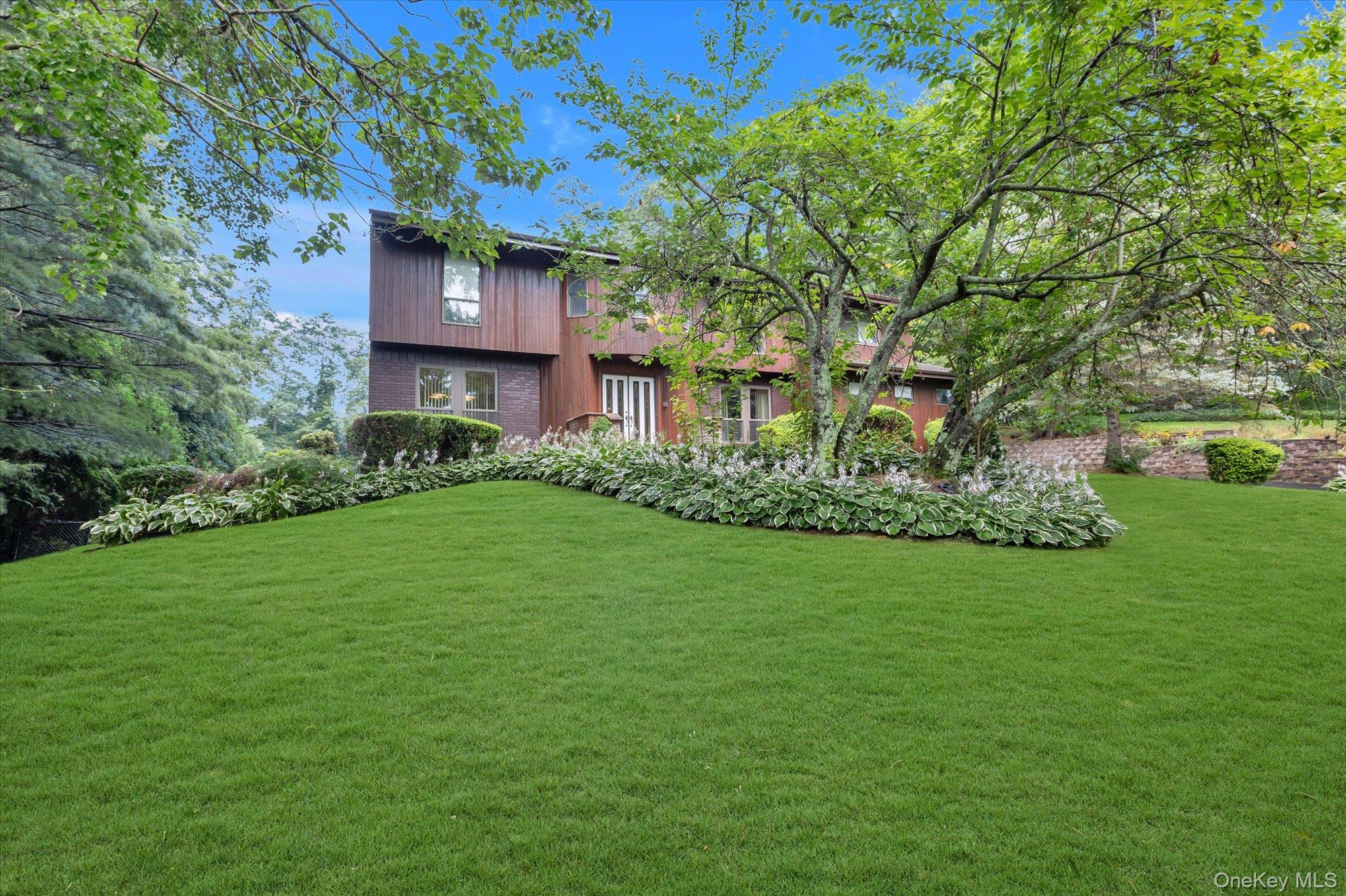 17 Calumet Drive Property Photo 2